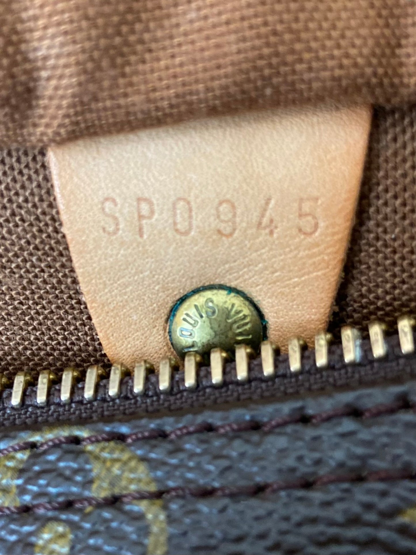 LV Speedy 25 Monogram