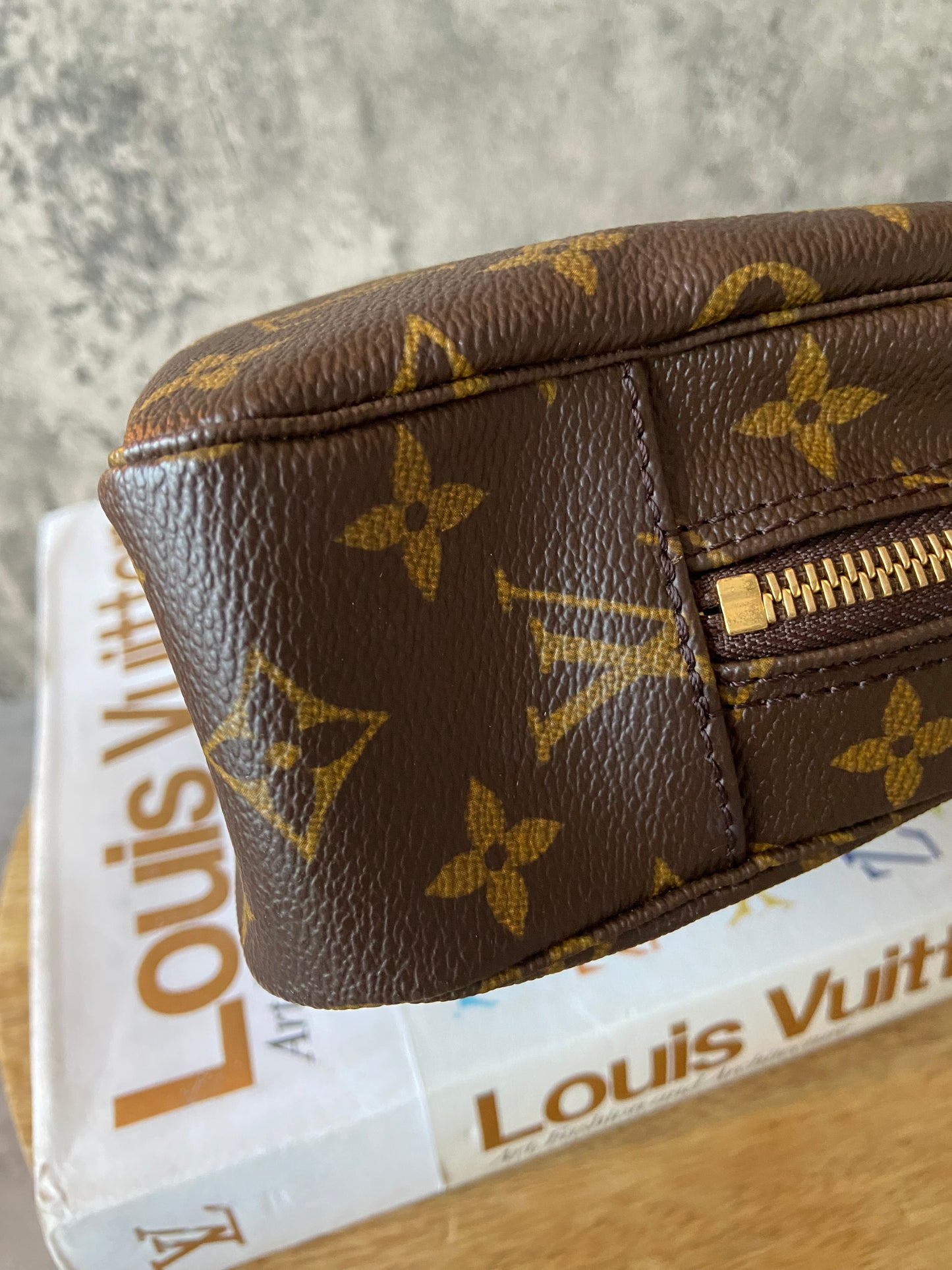 LV Trousse 23 New Model
