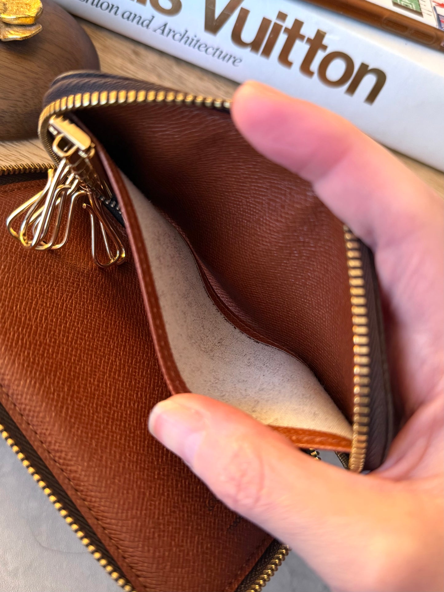 LV Zip Around 6 Key Pouch