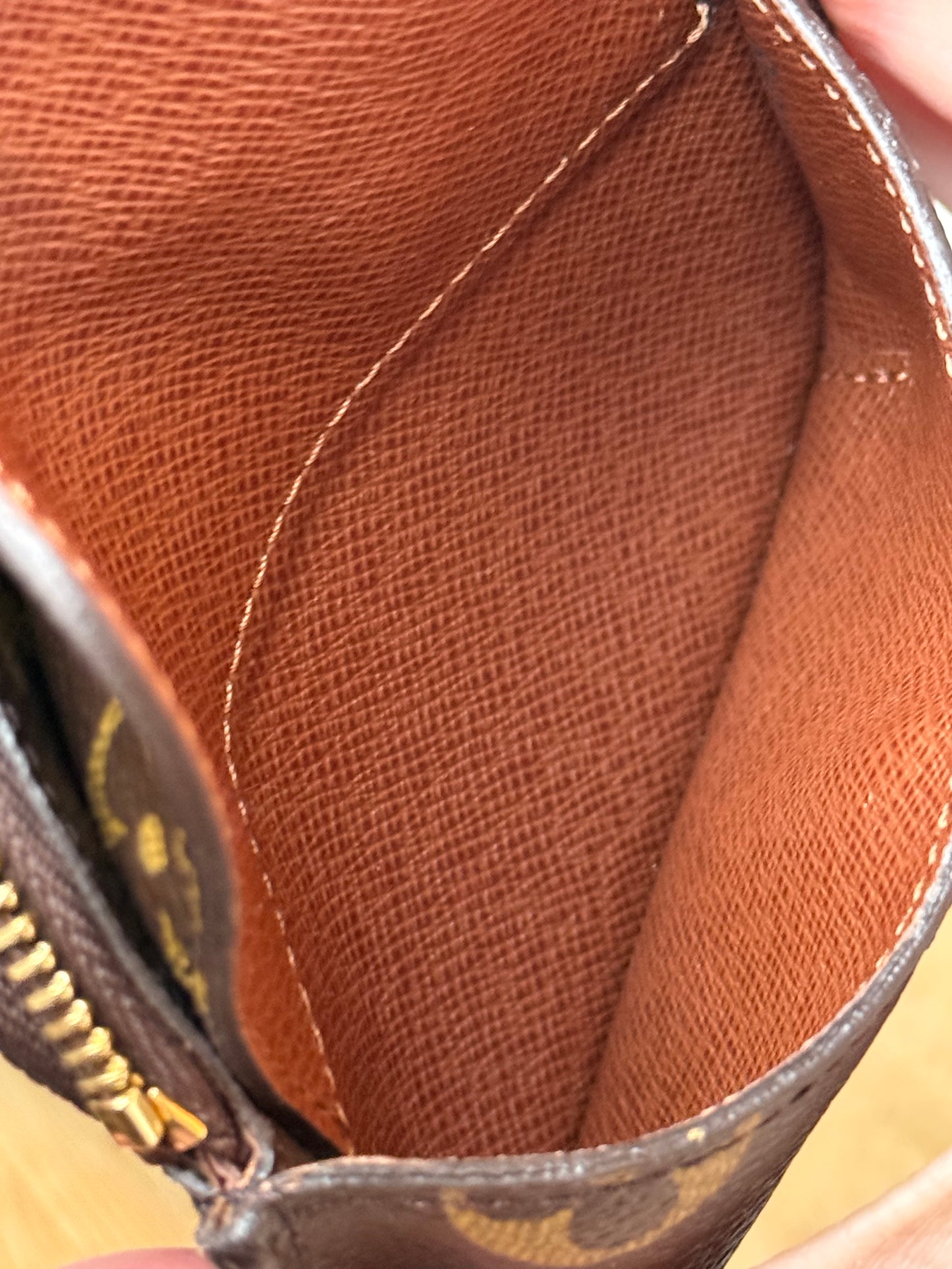 LV Schilling Coin Pouch