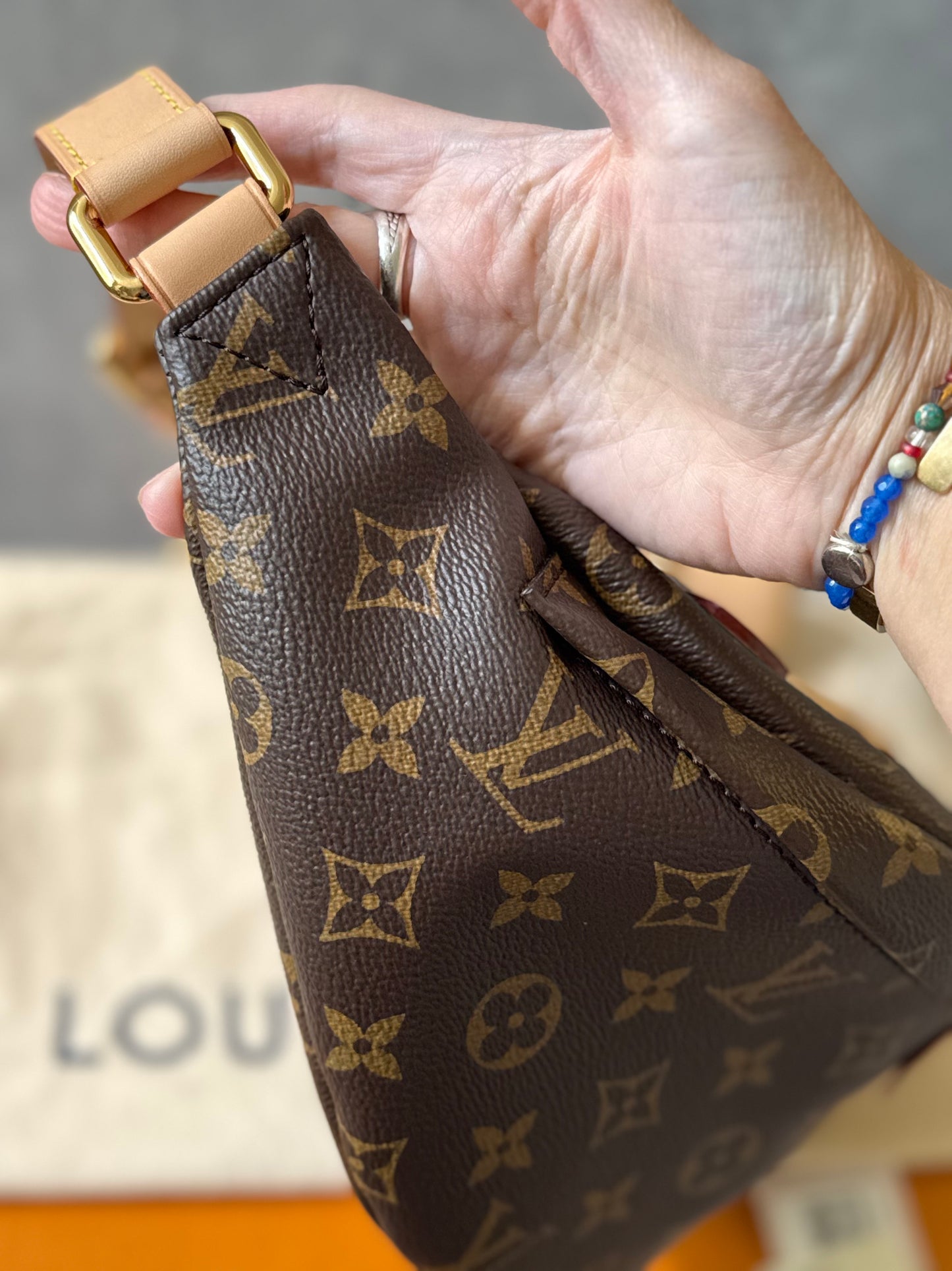 LV Bumbag MM Monogram