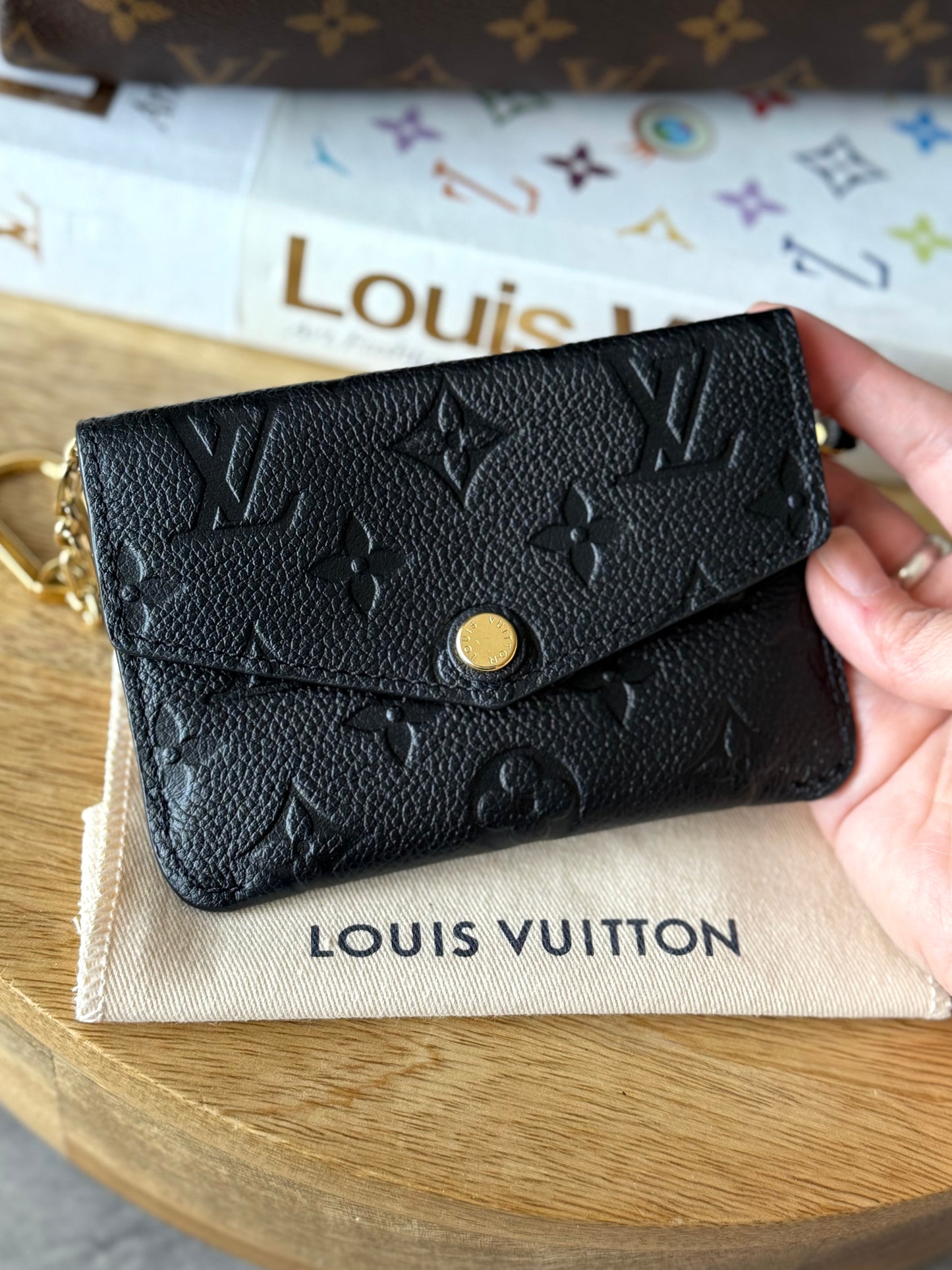 LV Key Pouch Empreinte in Noir