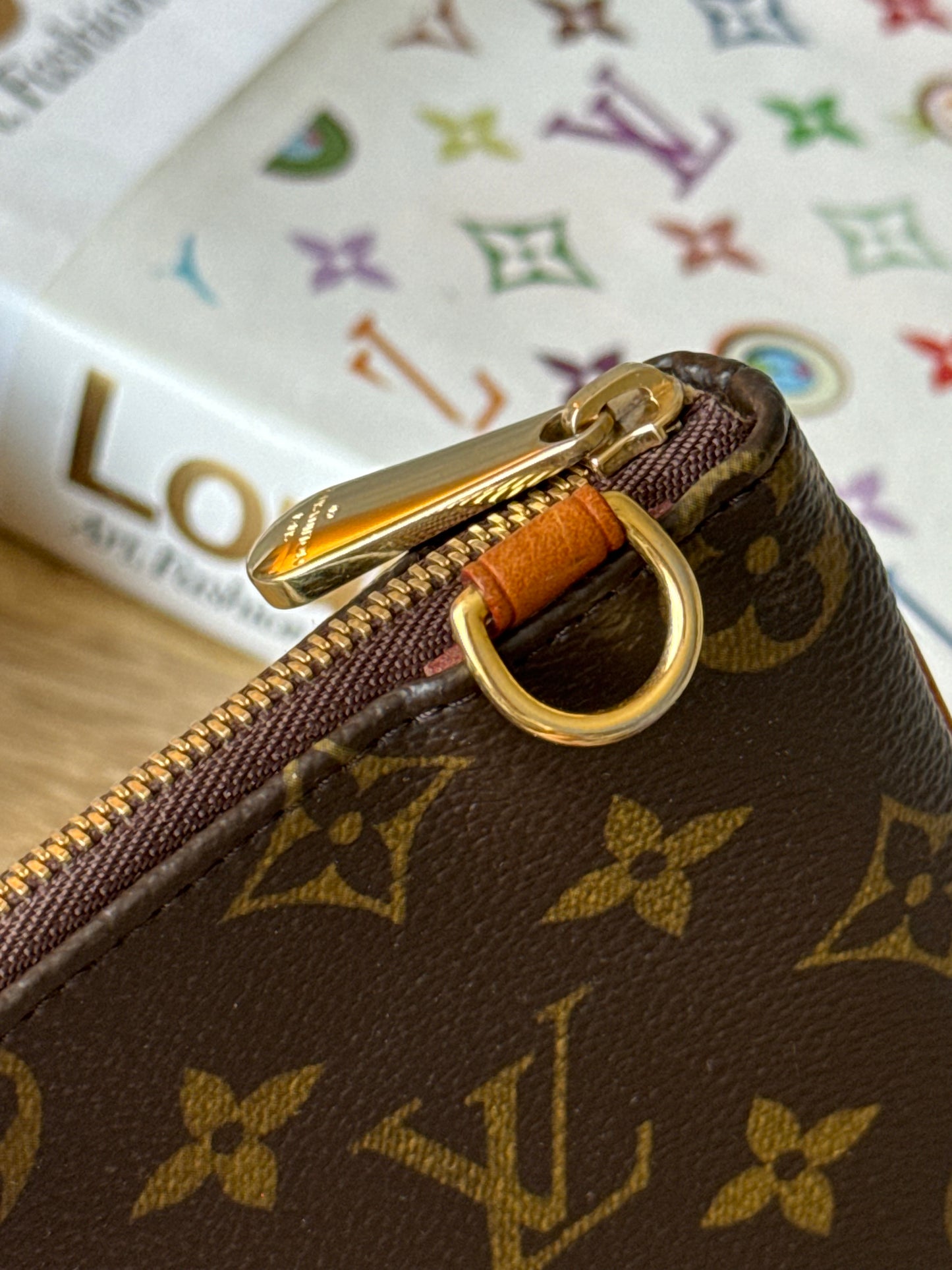 LV Tikal Pochette