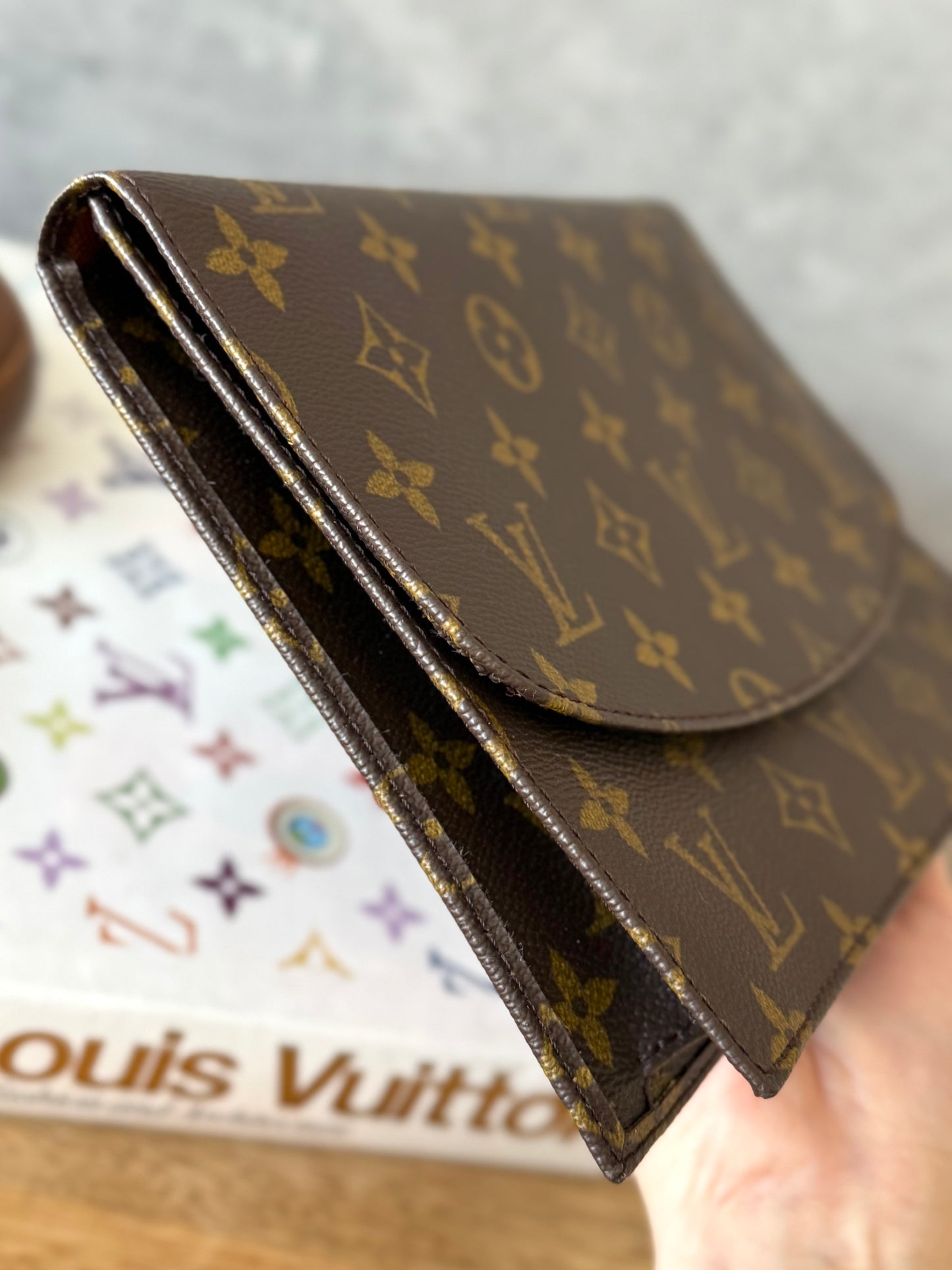 LV Rabat 23 Clutch