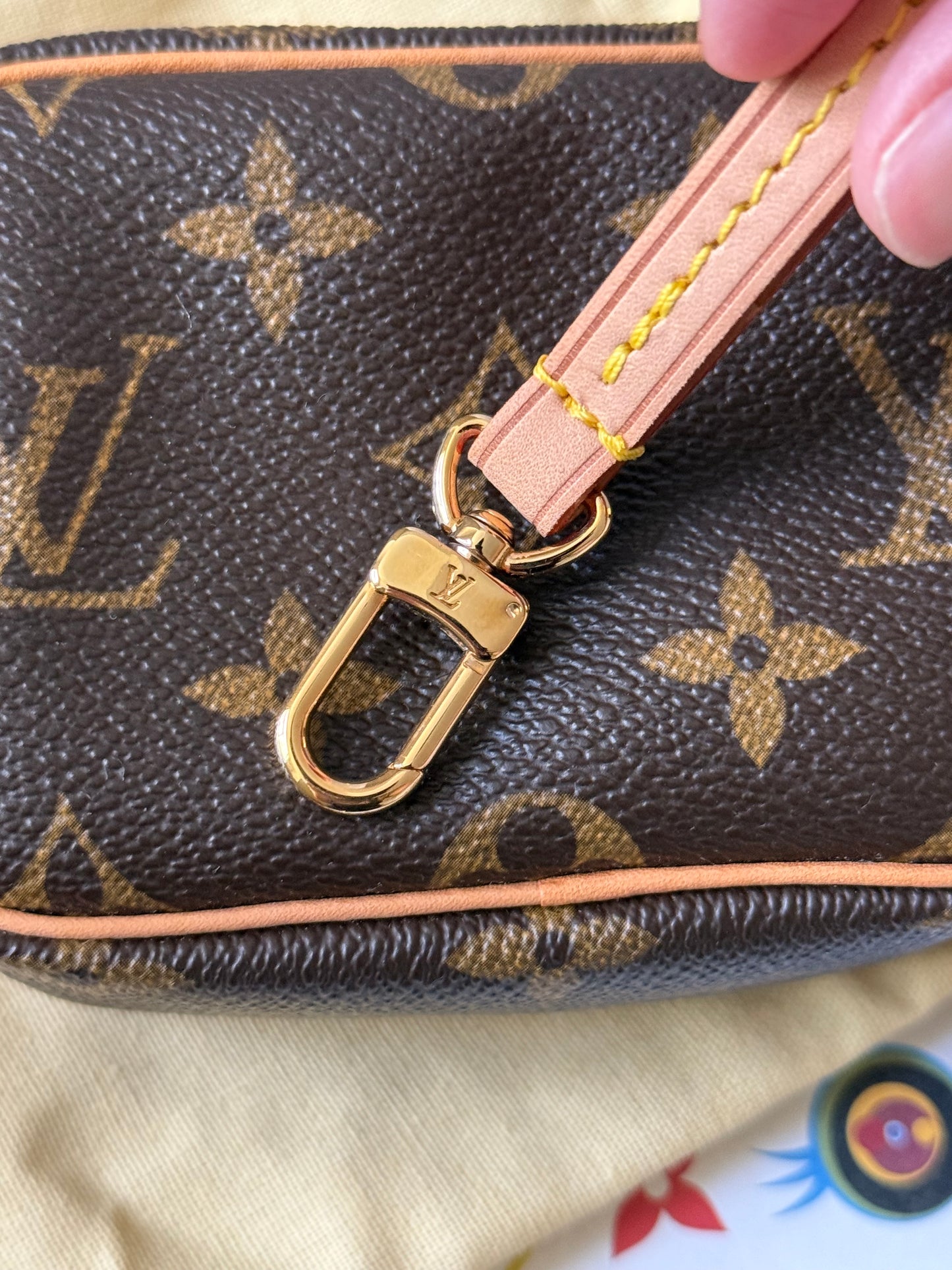 LV Wapity Pouch