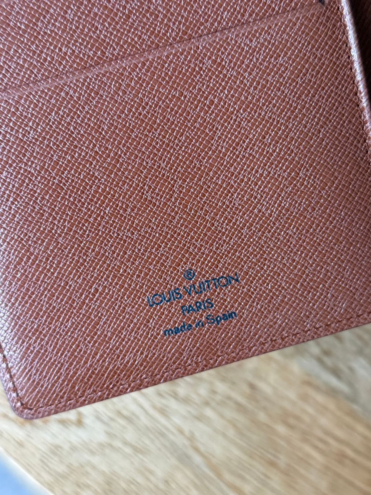 LV Bifold Wallet/Planner