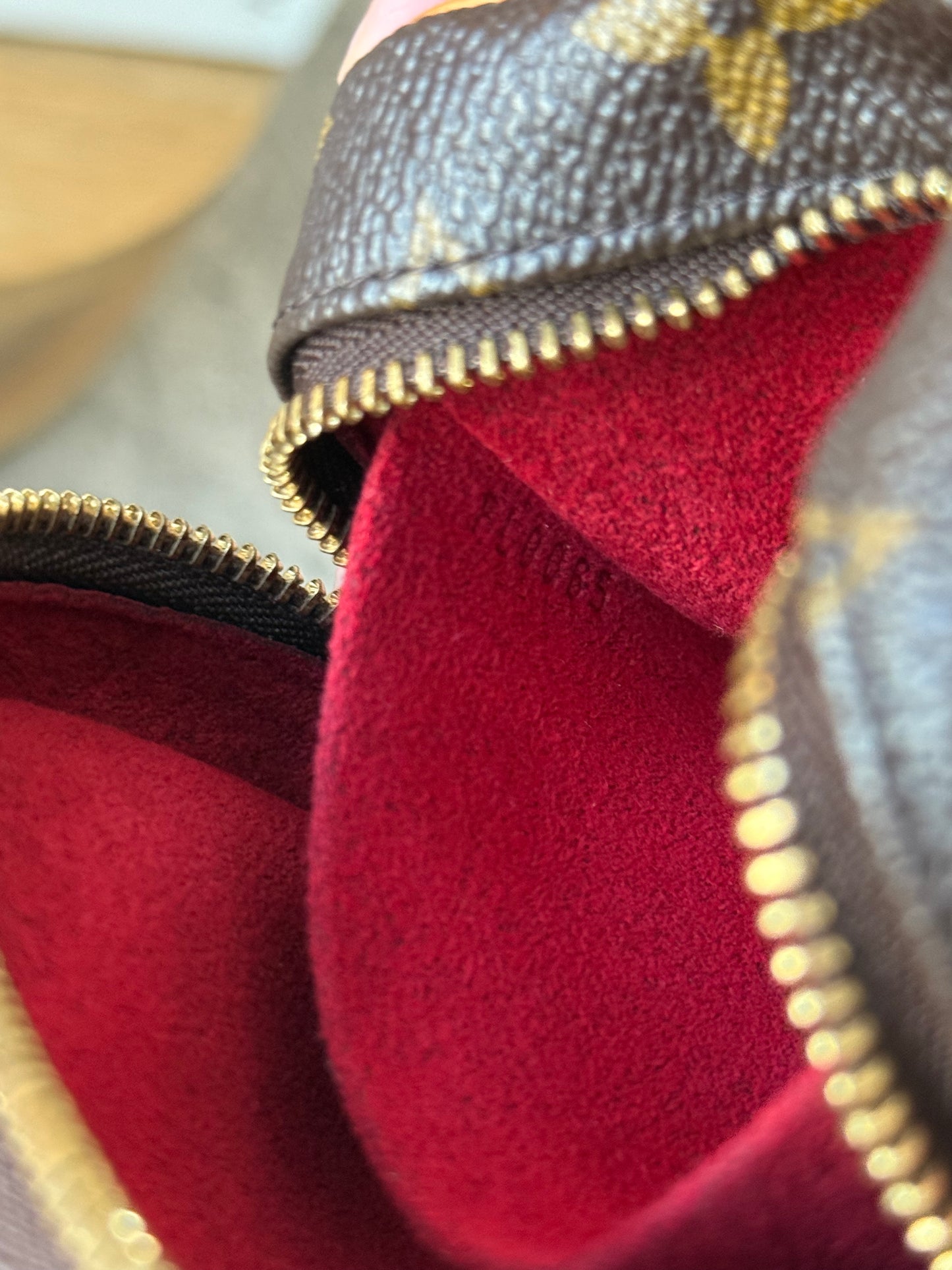LV Wapity Pouch