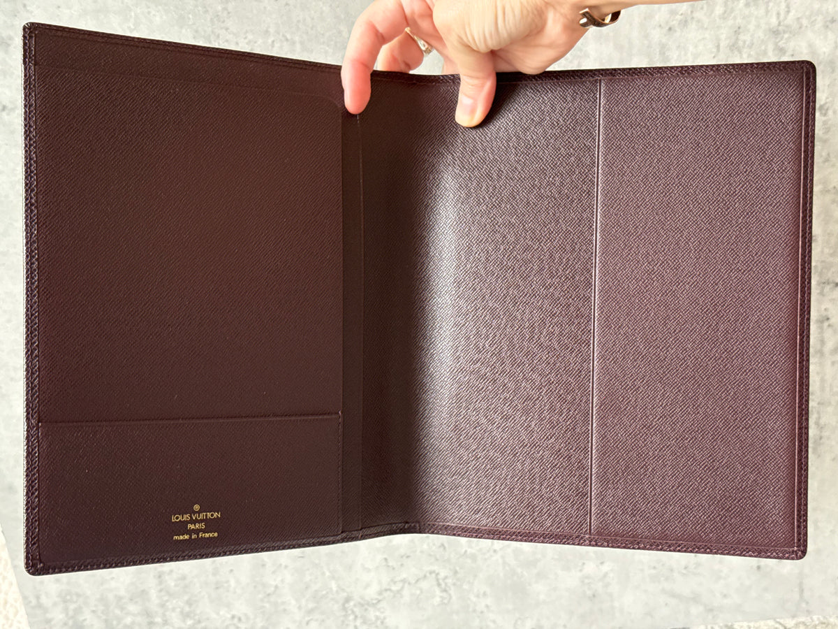 LV Desk Agenda Taiga Mahogany
