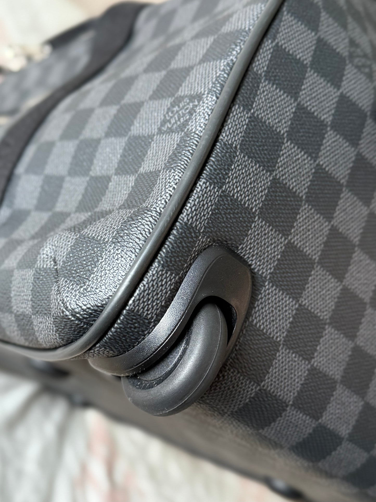 Neo Eole 55 Graphite Rolling bag