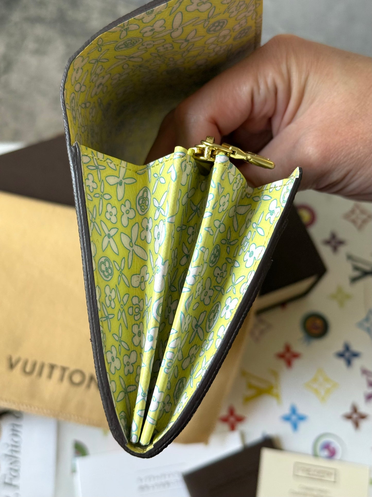 LV Sarah Wallet Fleuri