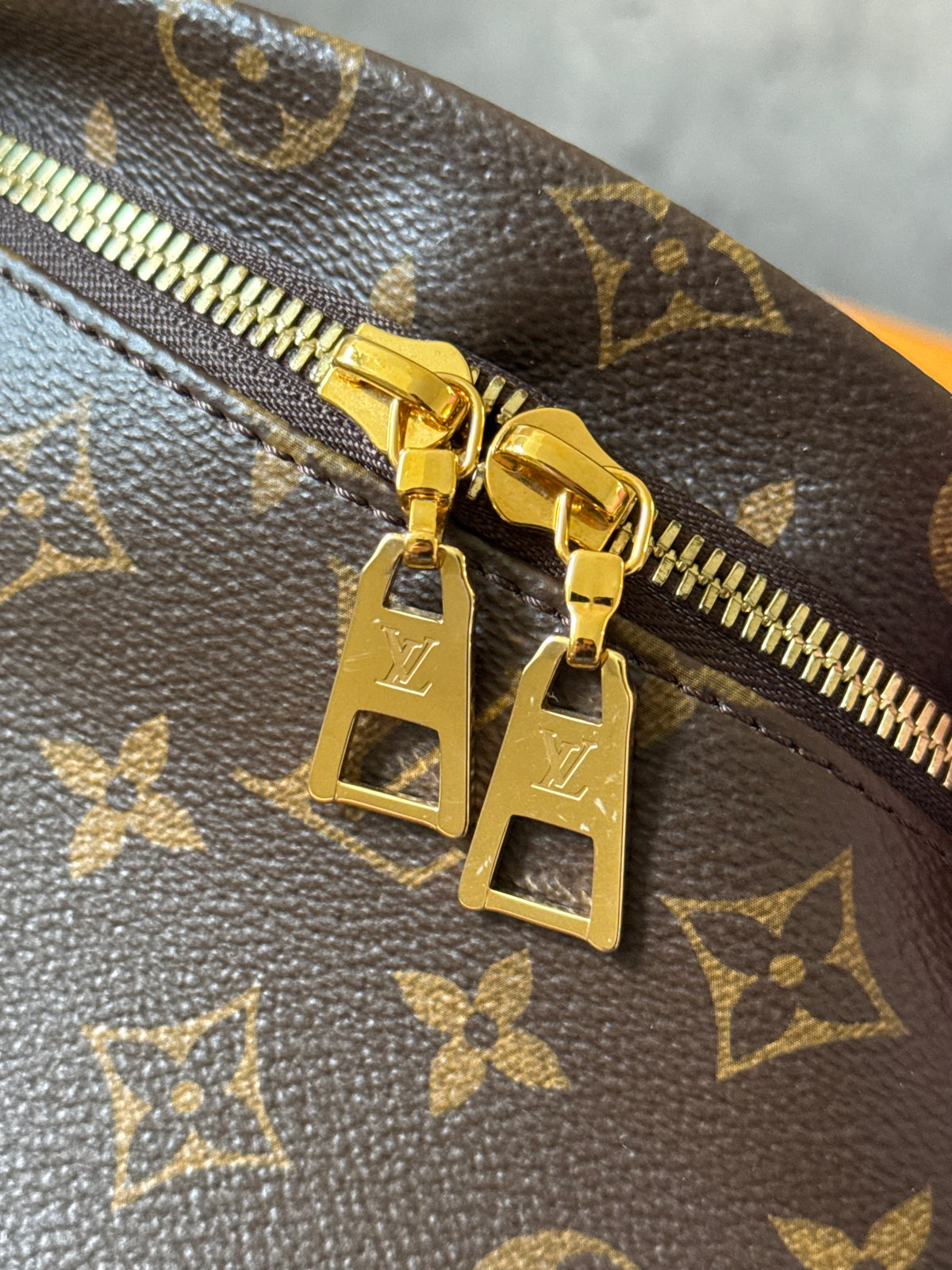 LV Bumbag MM monogram