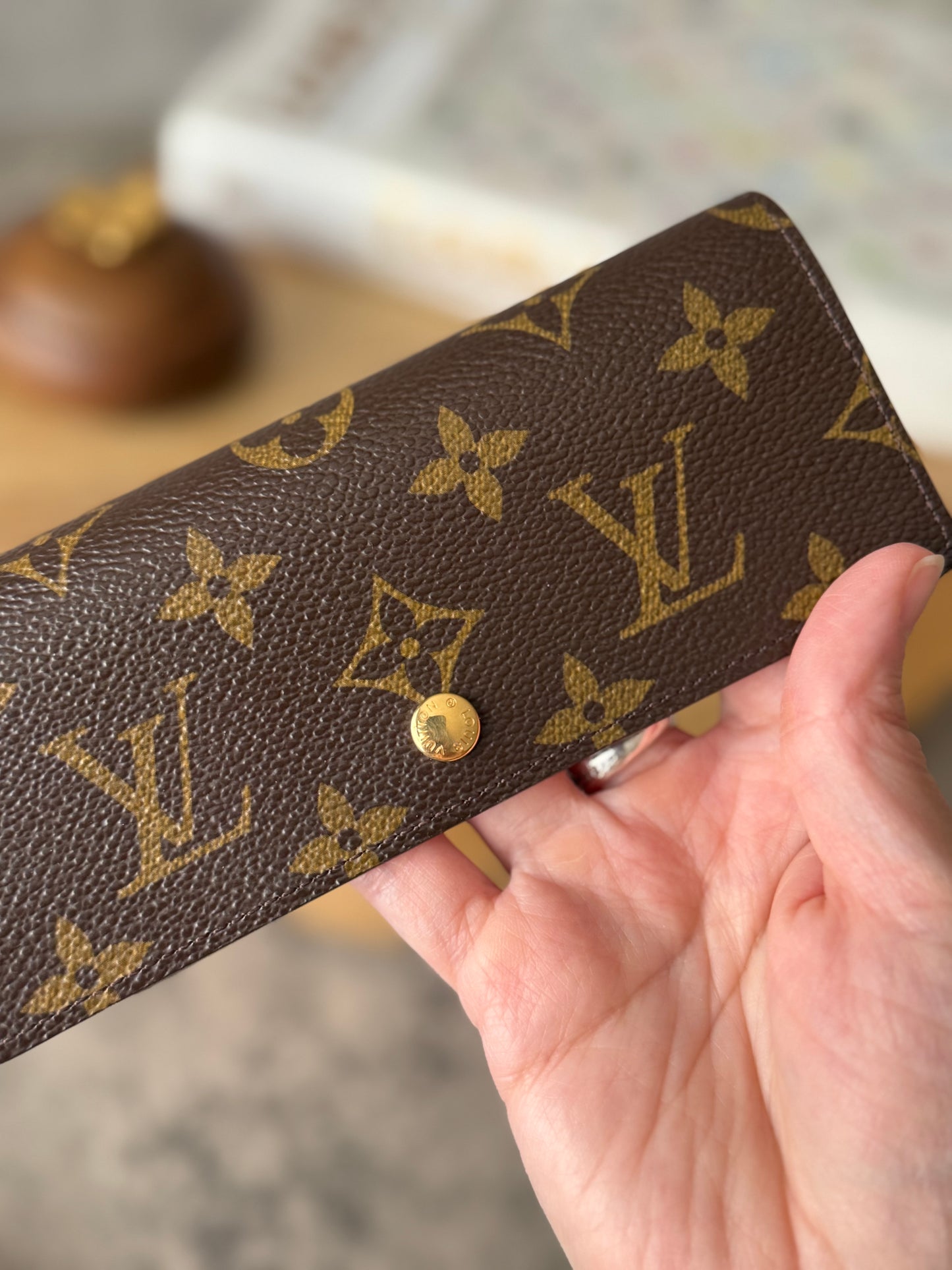 LV Porte Tresor Etui Wallet