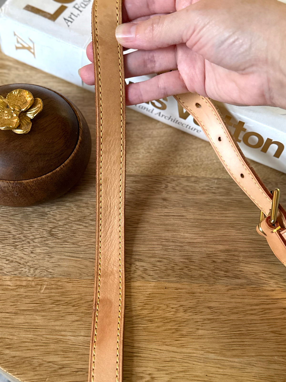 LV Bandouliere Vachetta Strap