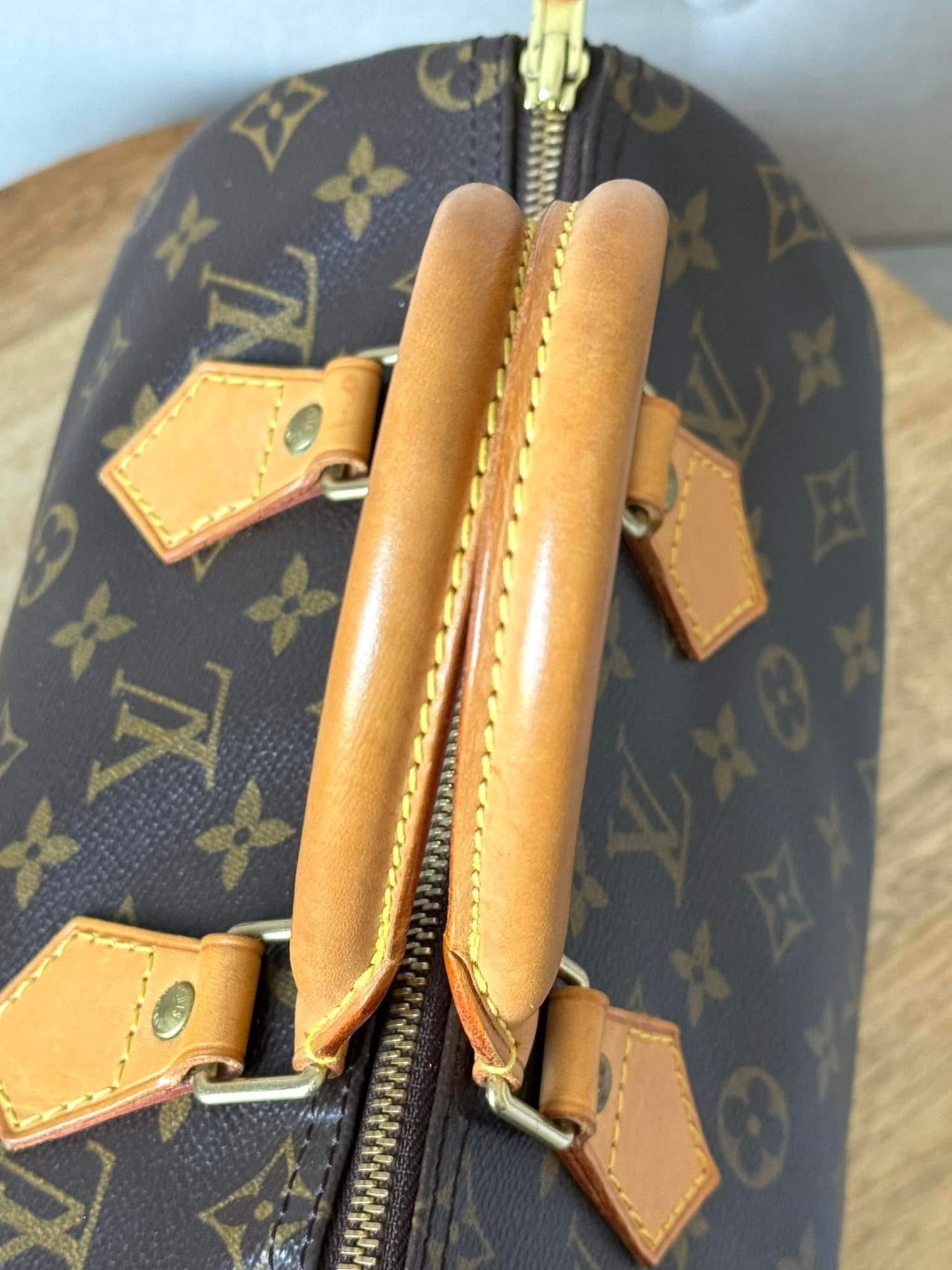 LV Speedy 25