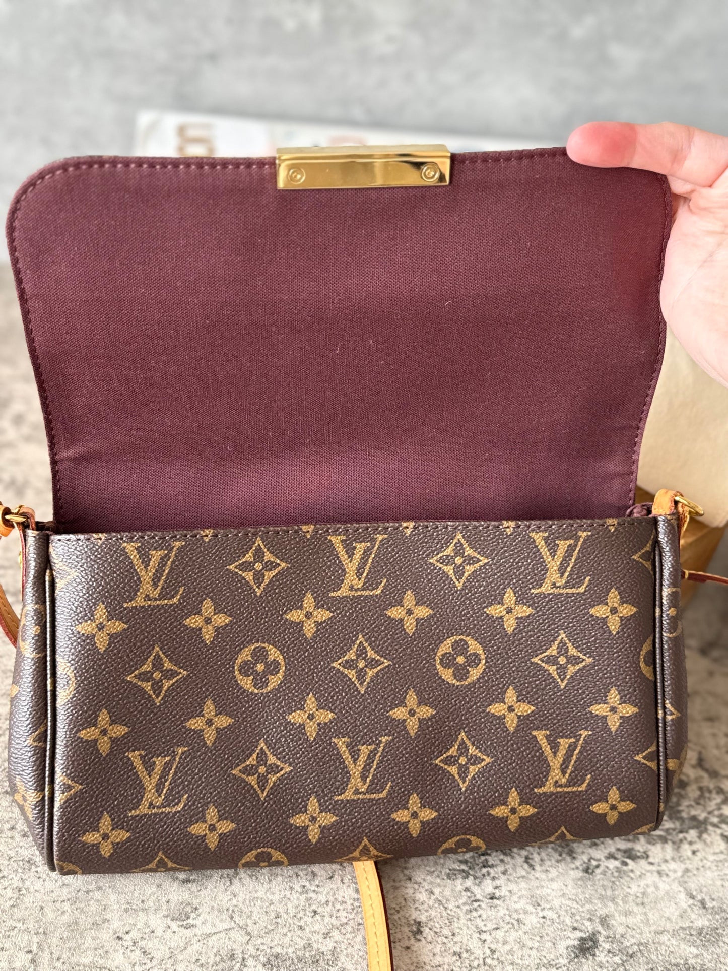 LV Favorite MM monogram