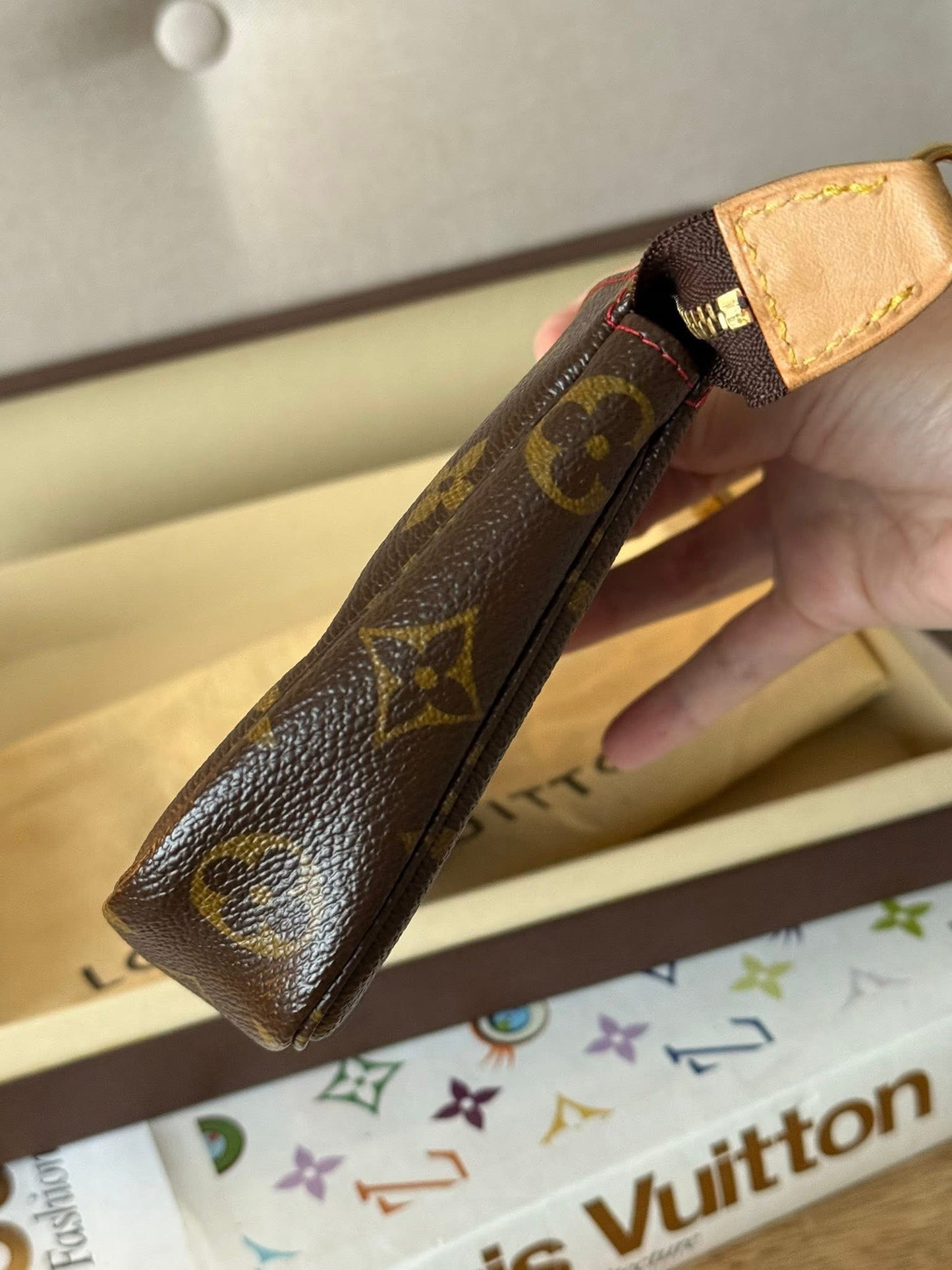 LV Pochette Accesoires Cerise