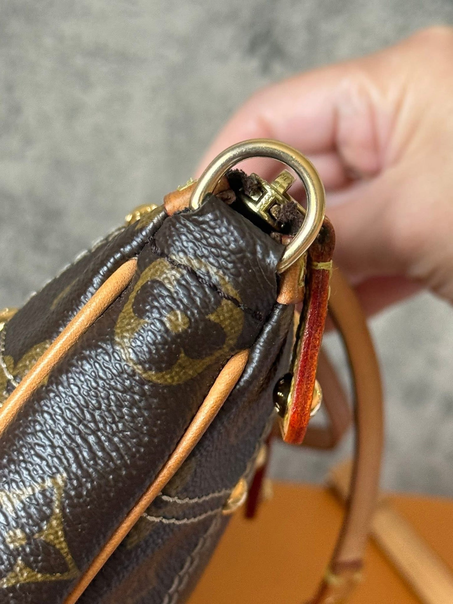 LV Rivetting Pochette Accessories