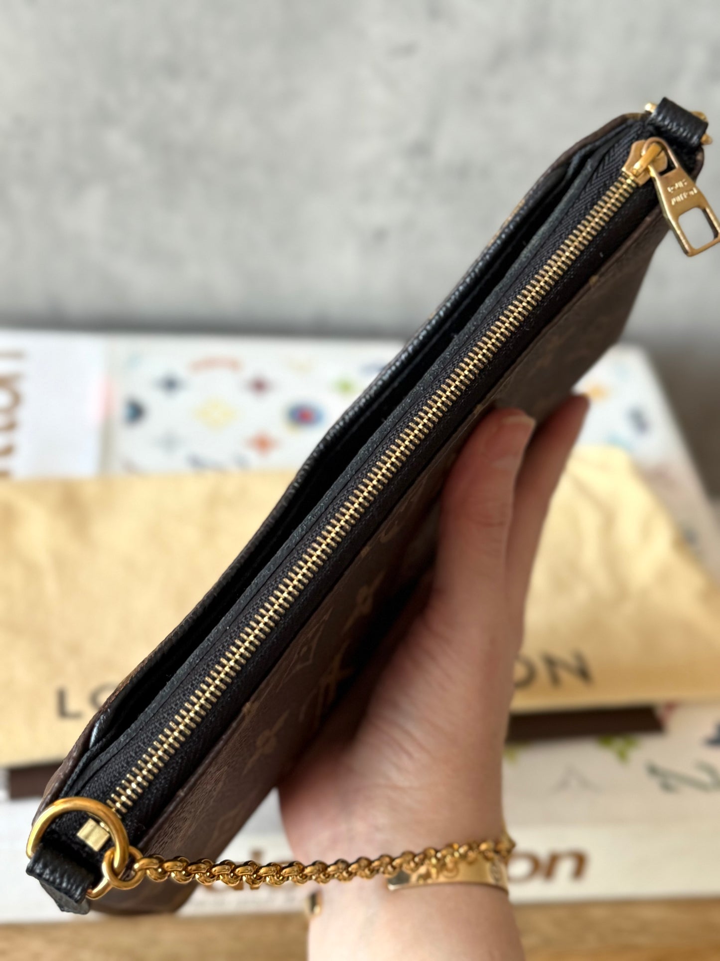 LV Pallas clutch crossbody noir