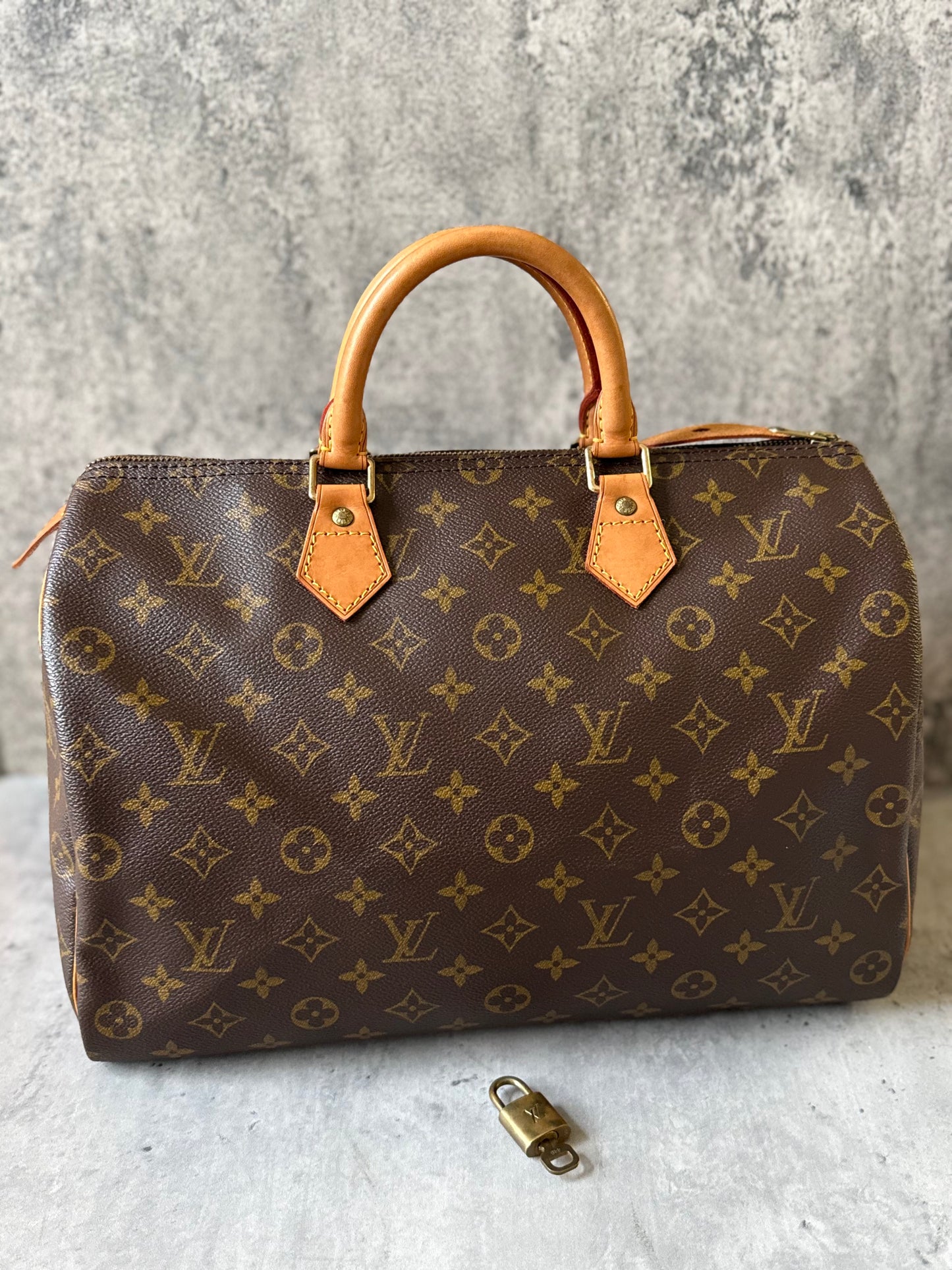 LV Speedy 35 Monogram