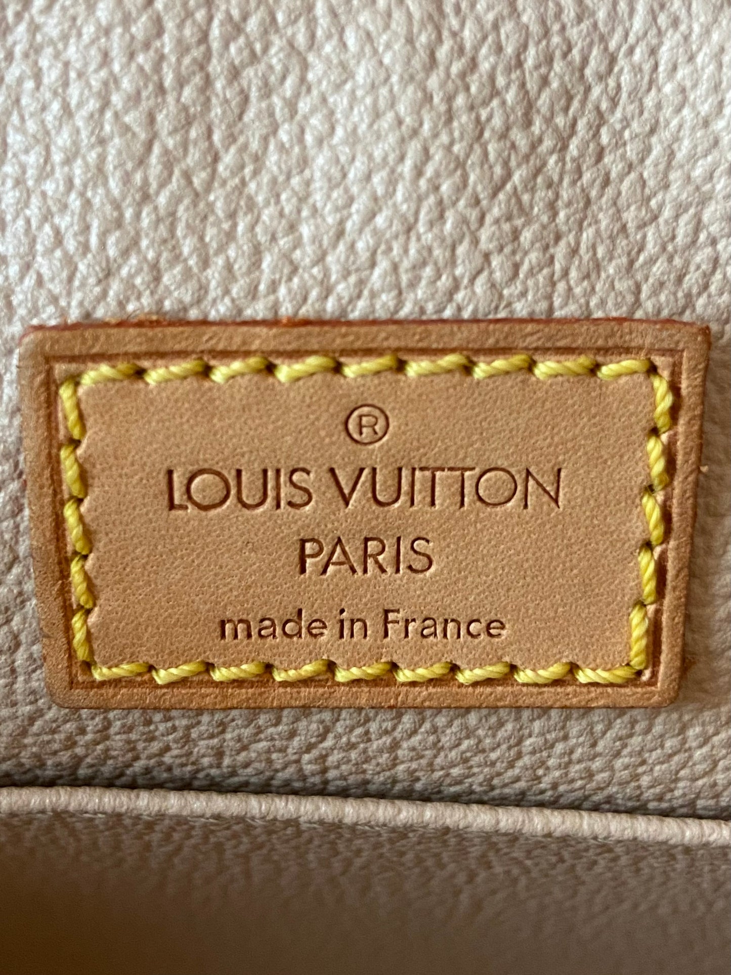 LV Trousse 23 New Model
