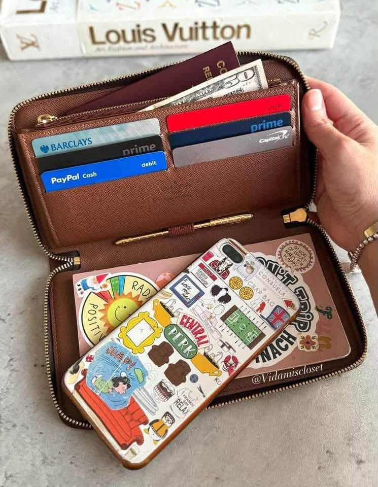 LV Zippy Organizer Wallet