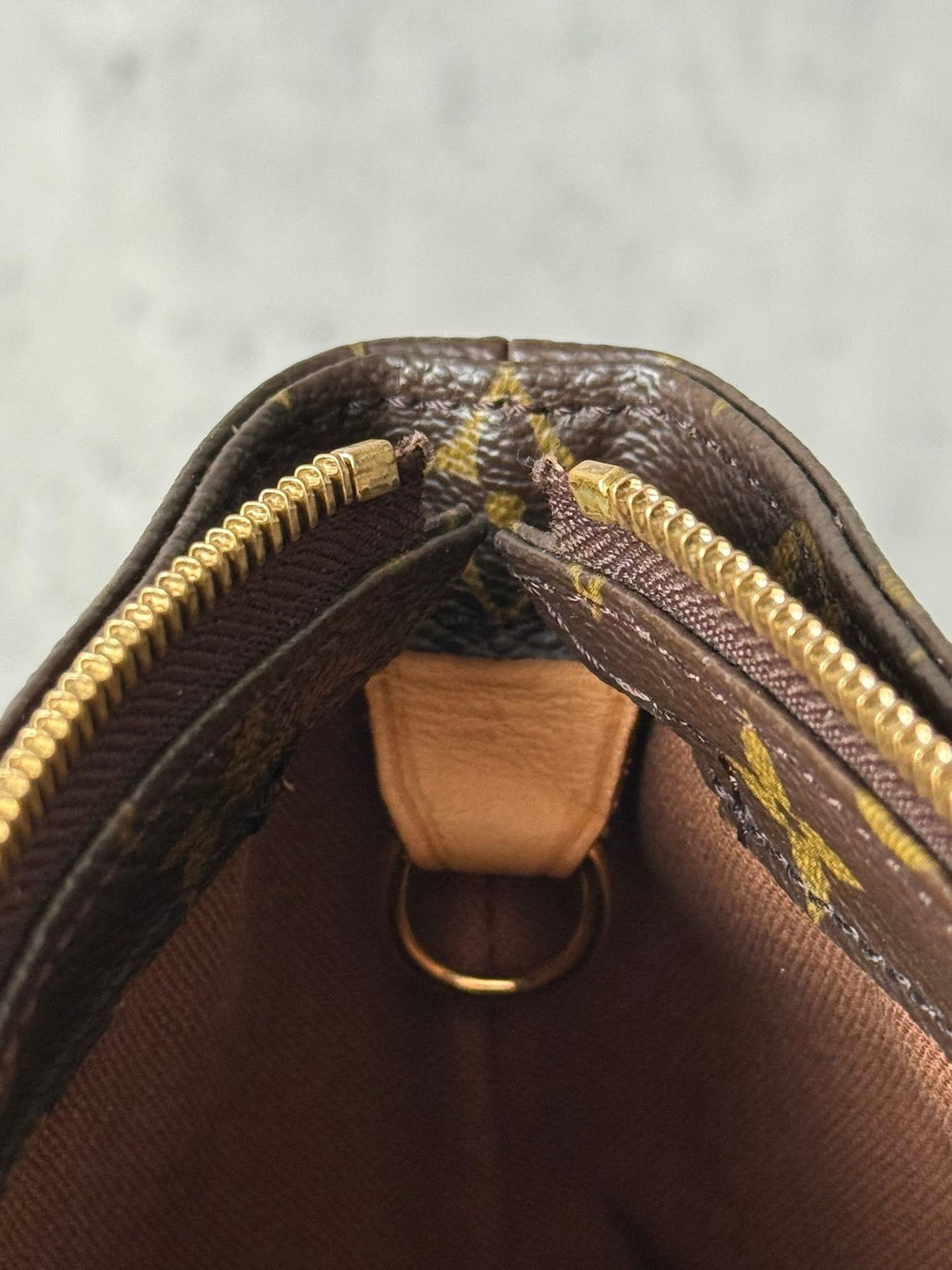 LV Cabas Mezzo
