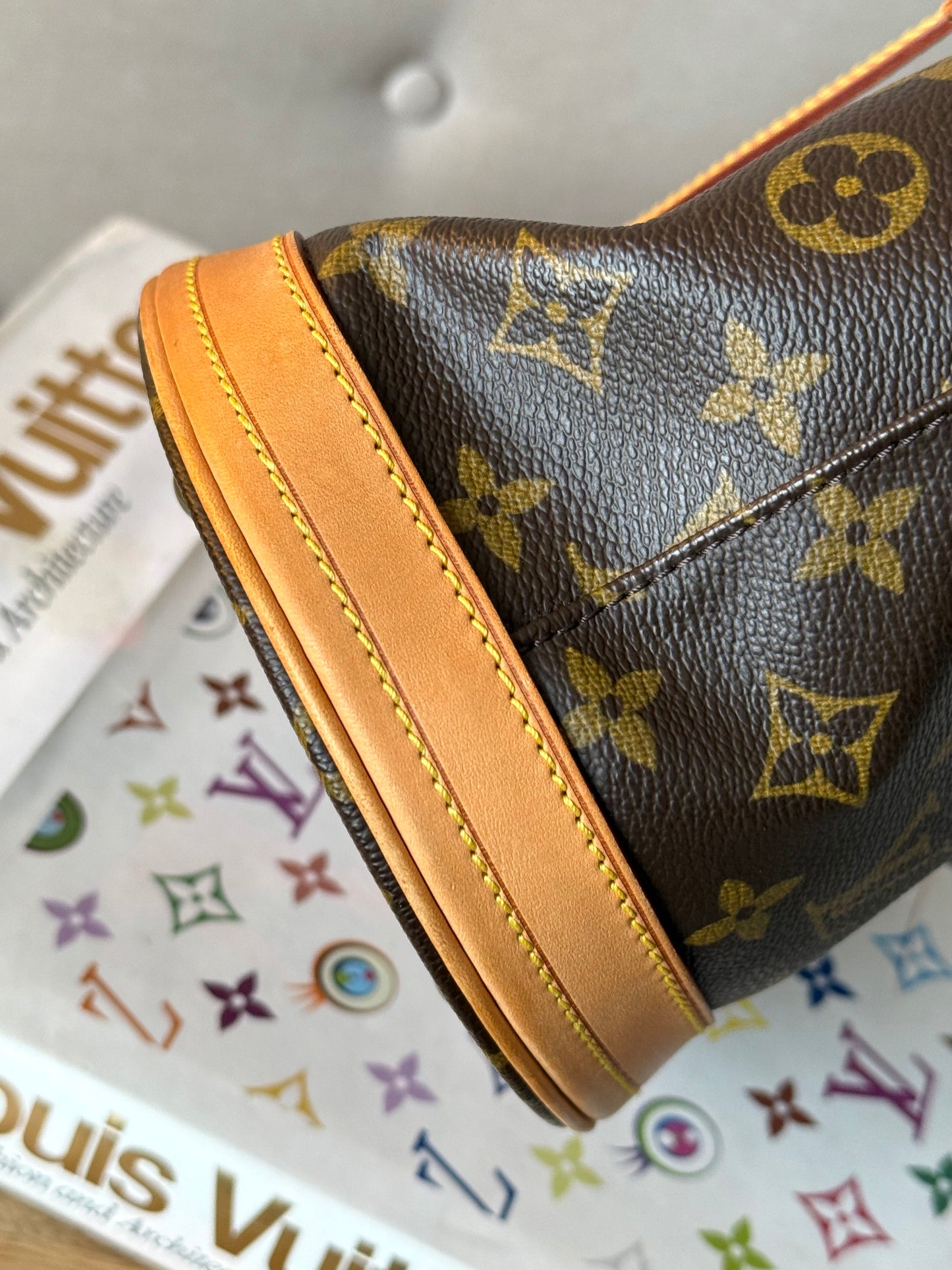 LV Bucket PM Monogram