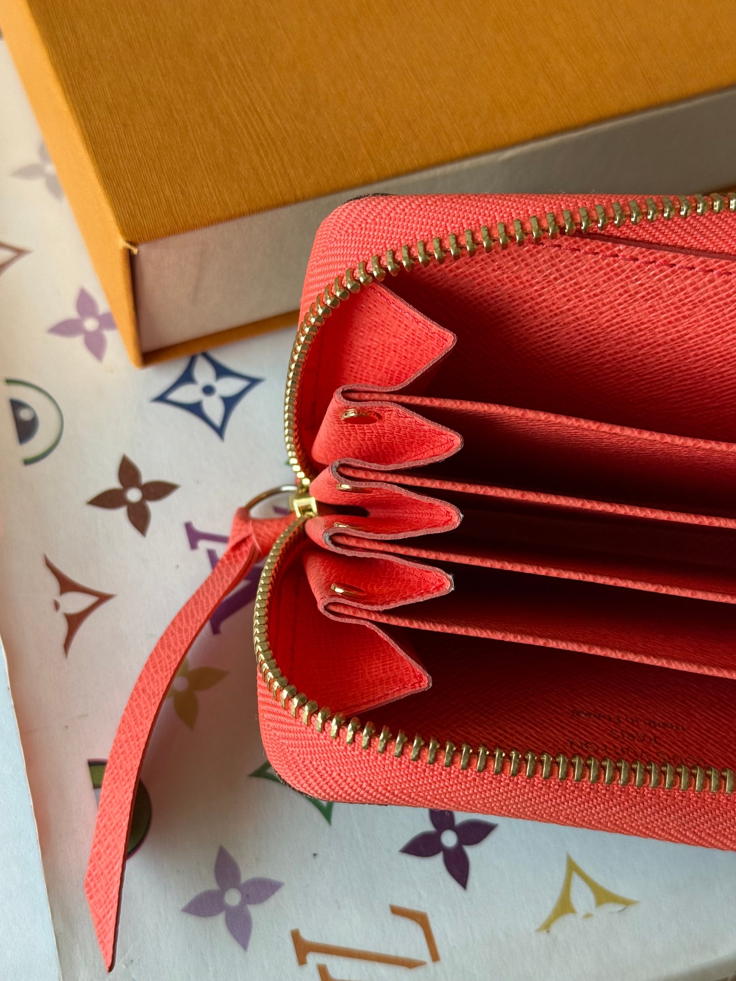 LV Multicartes Poppy Card holder