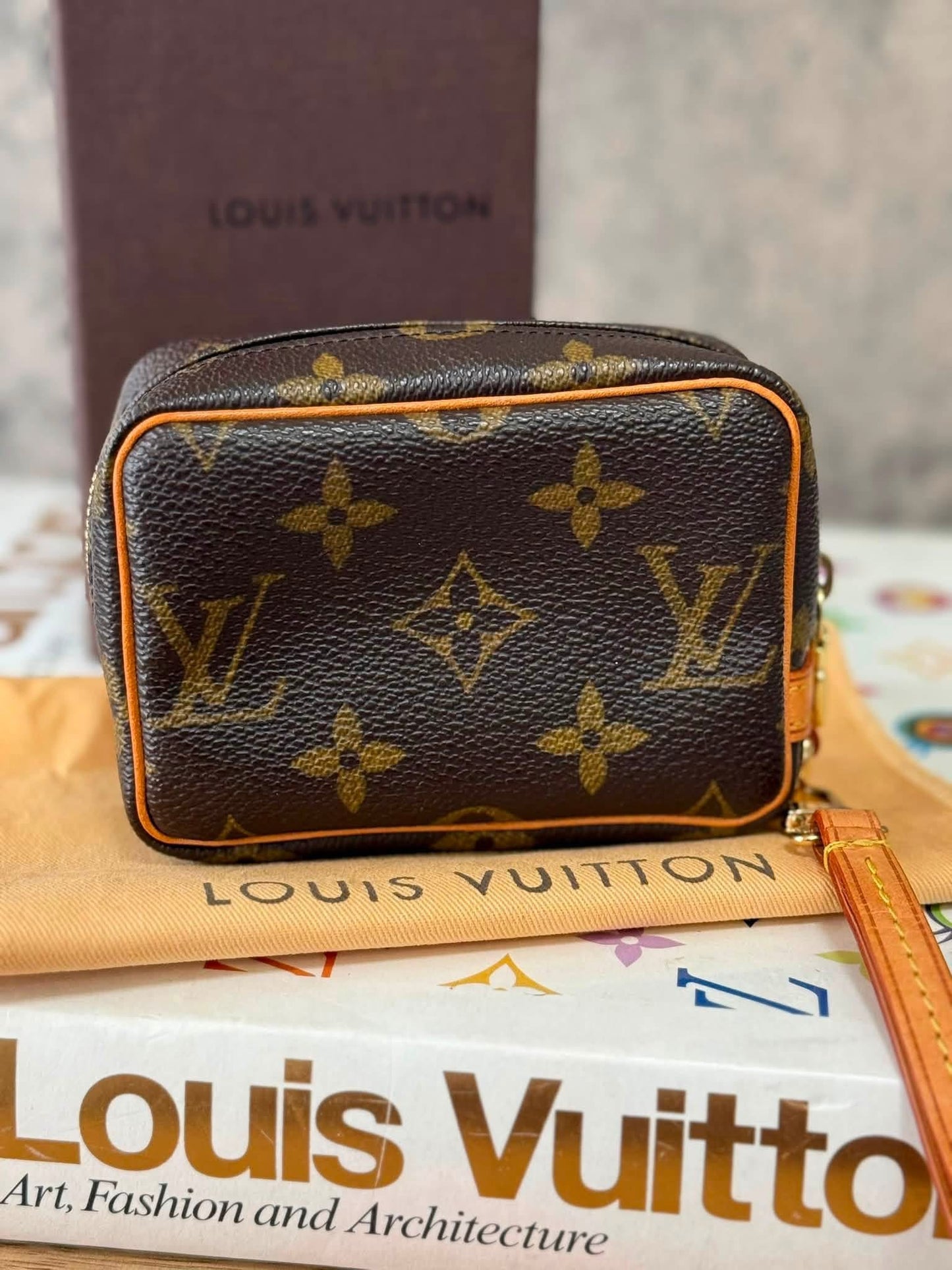 LV Wapity Pouch