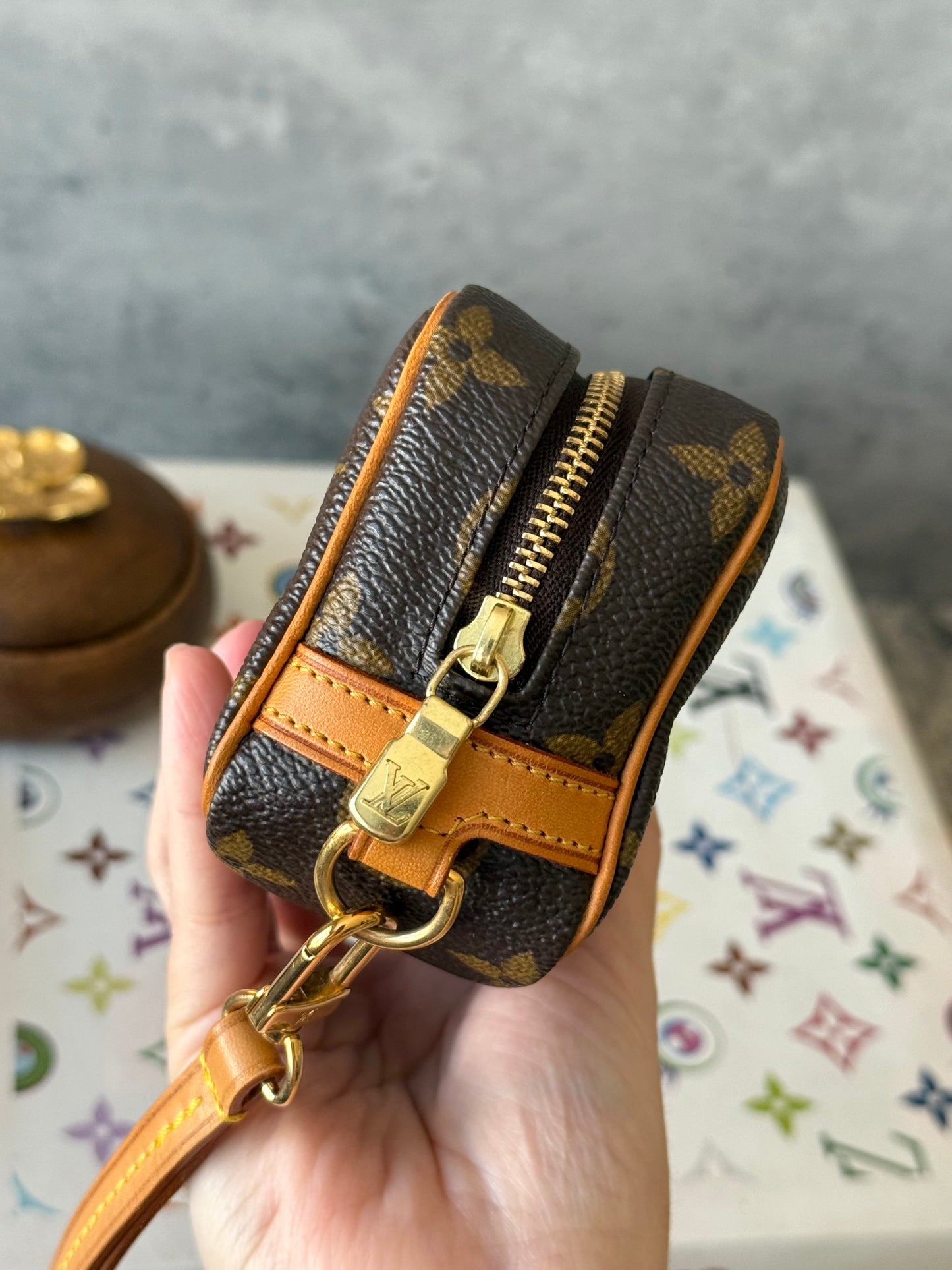 LV Wapity Pouch