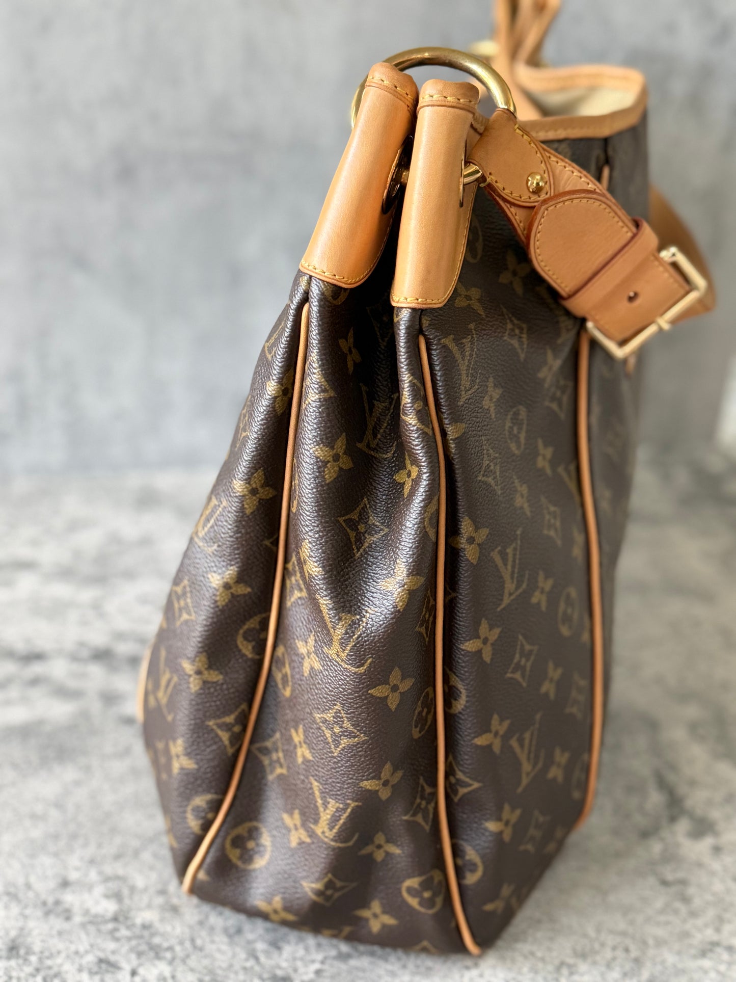 Louis Vuitton Galliera GM Monogram