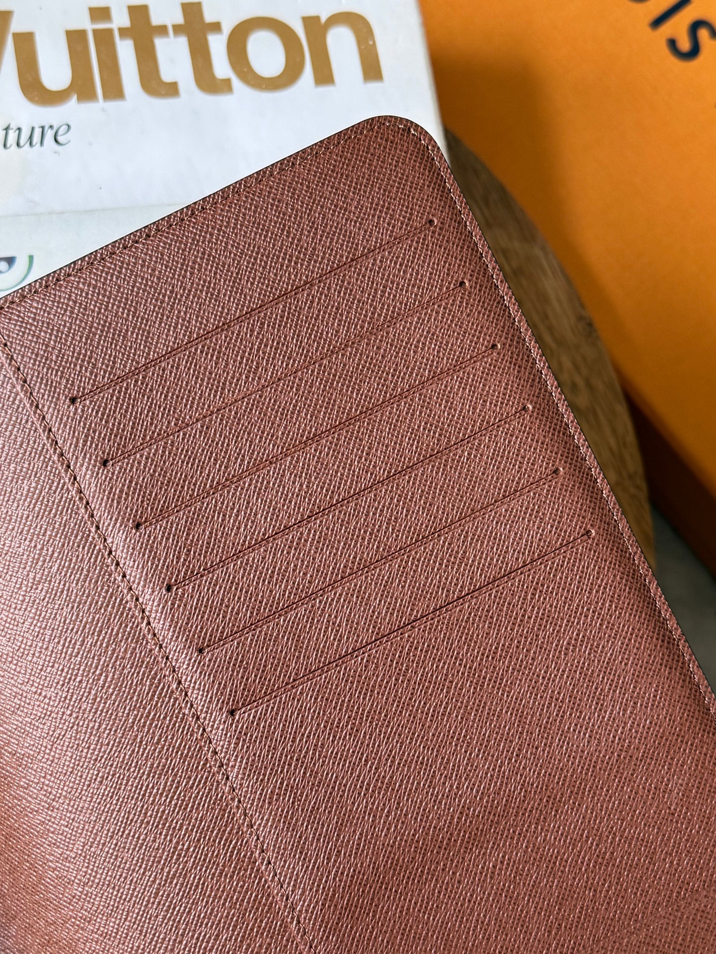LV Desk Agenda Monogram