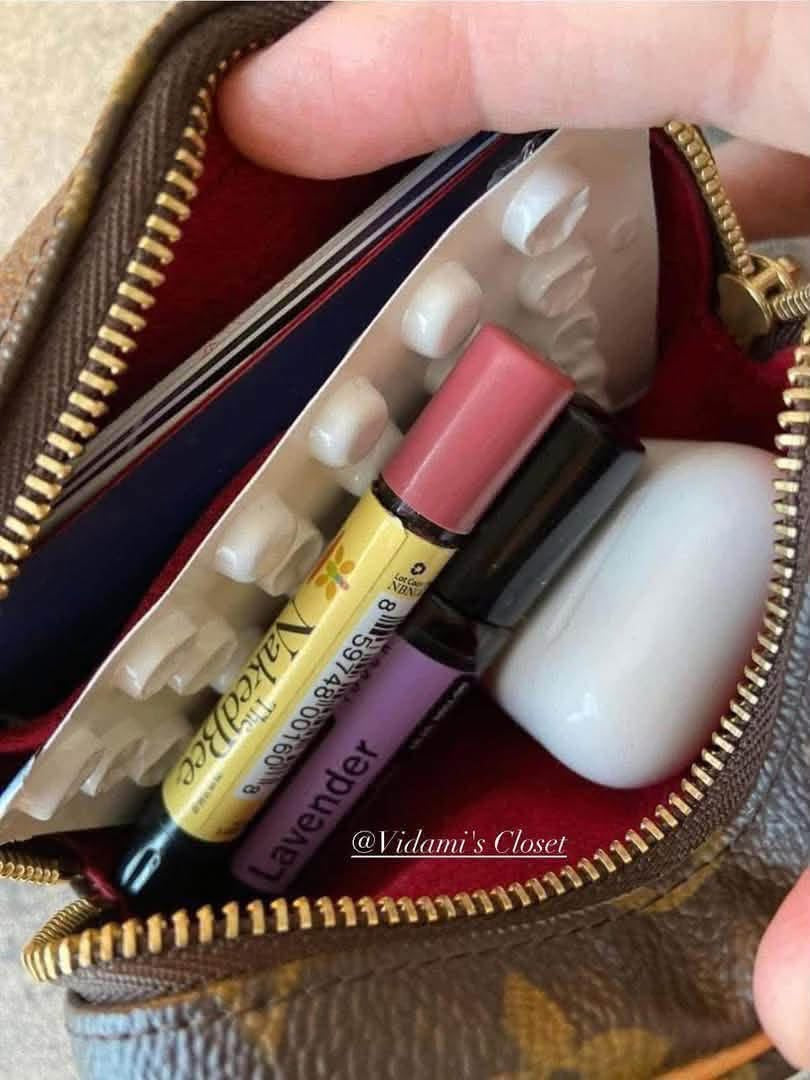 LV Wapity Pouch