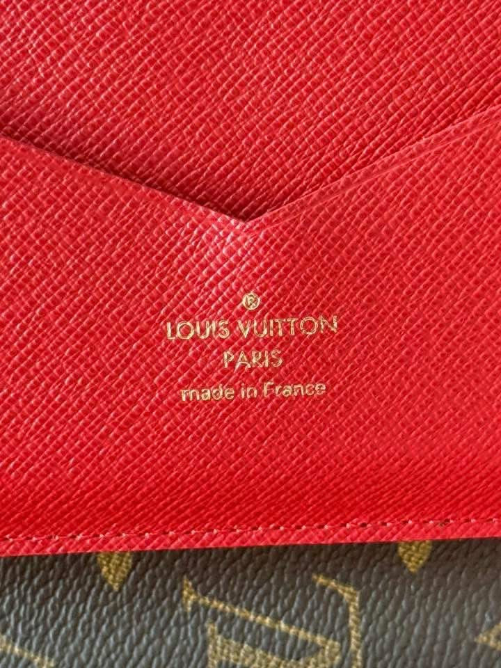 LV Daily Organizer Cerise wallet