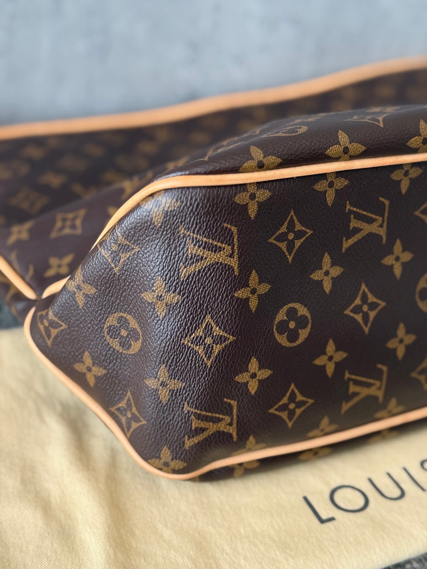 LV Delightful MM Beige