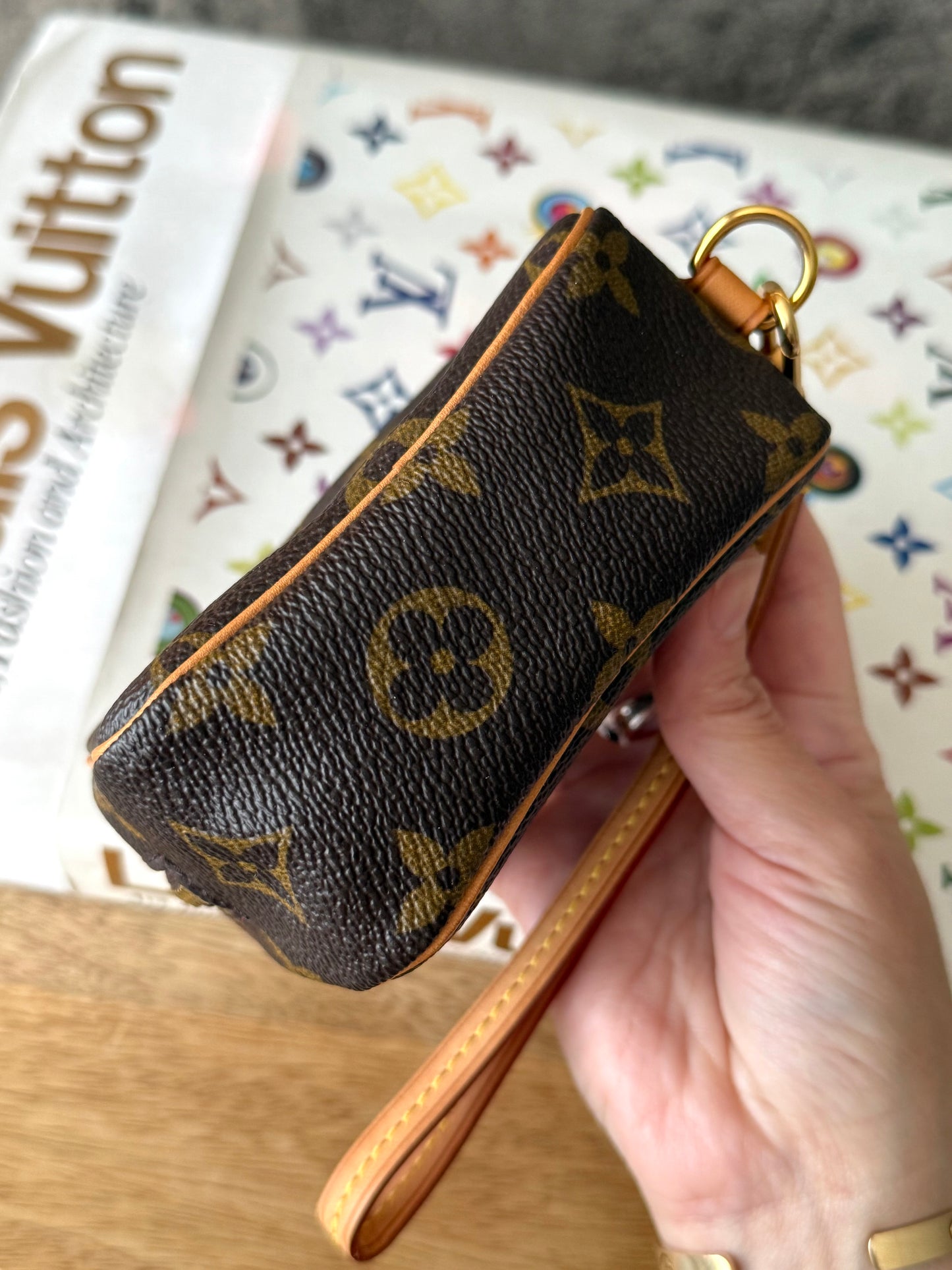 LV Wapity Pouch