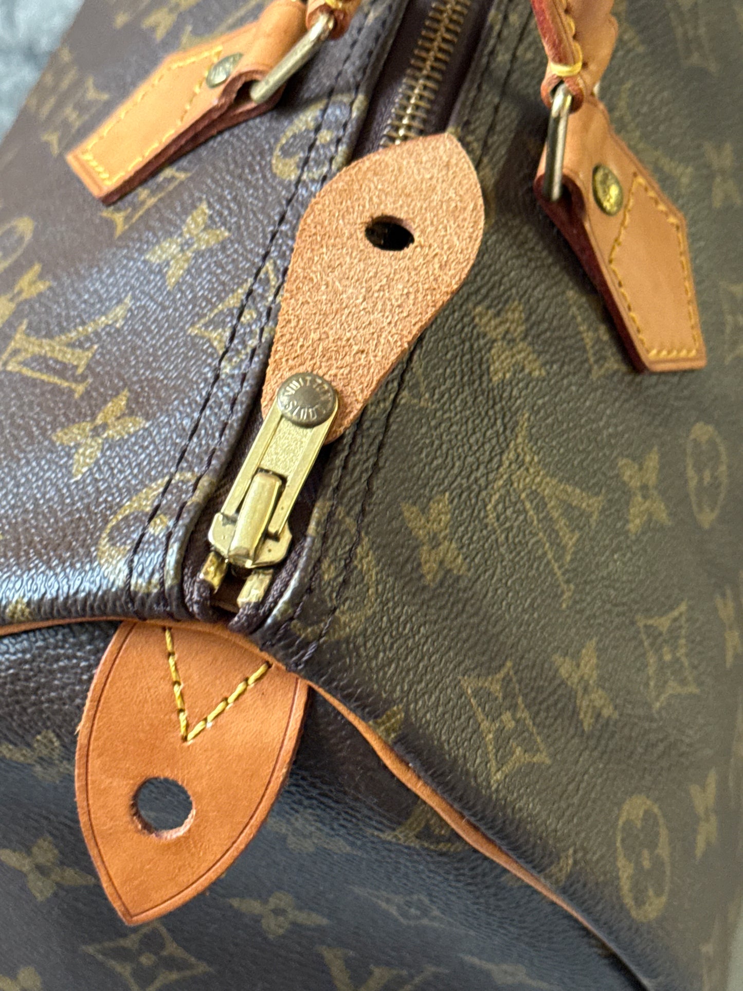 LV Speedy 35 Monogram