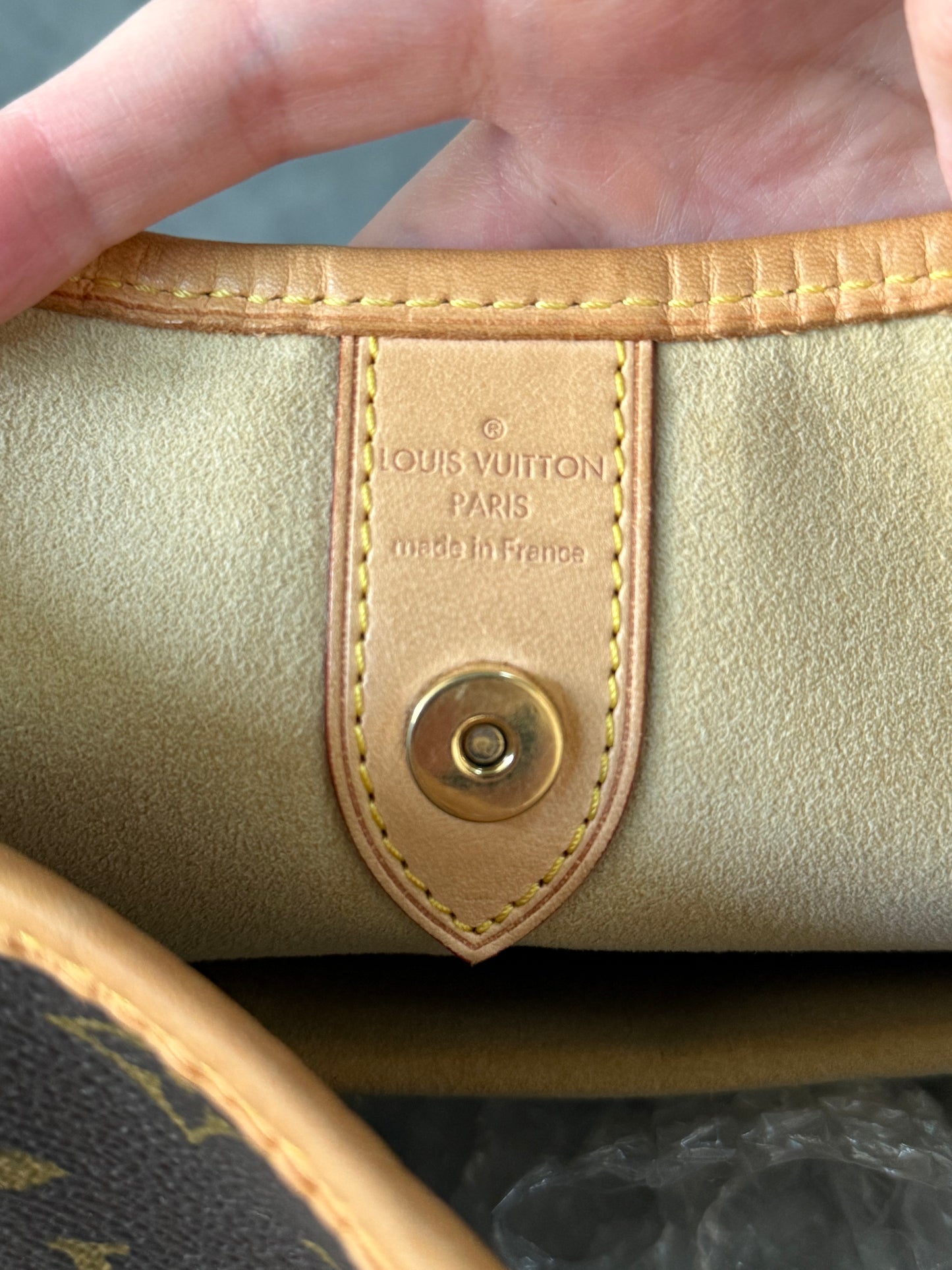 Louis Vuitton Galliera GM Monogram