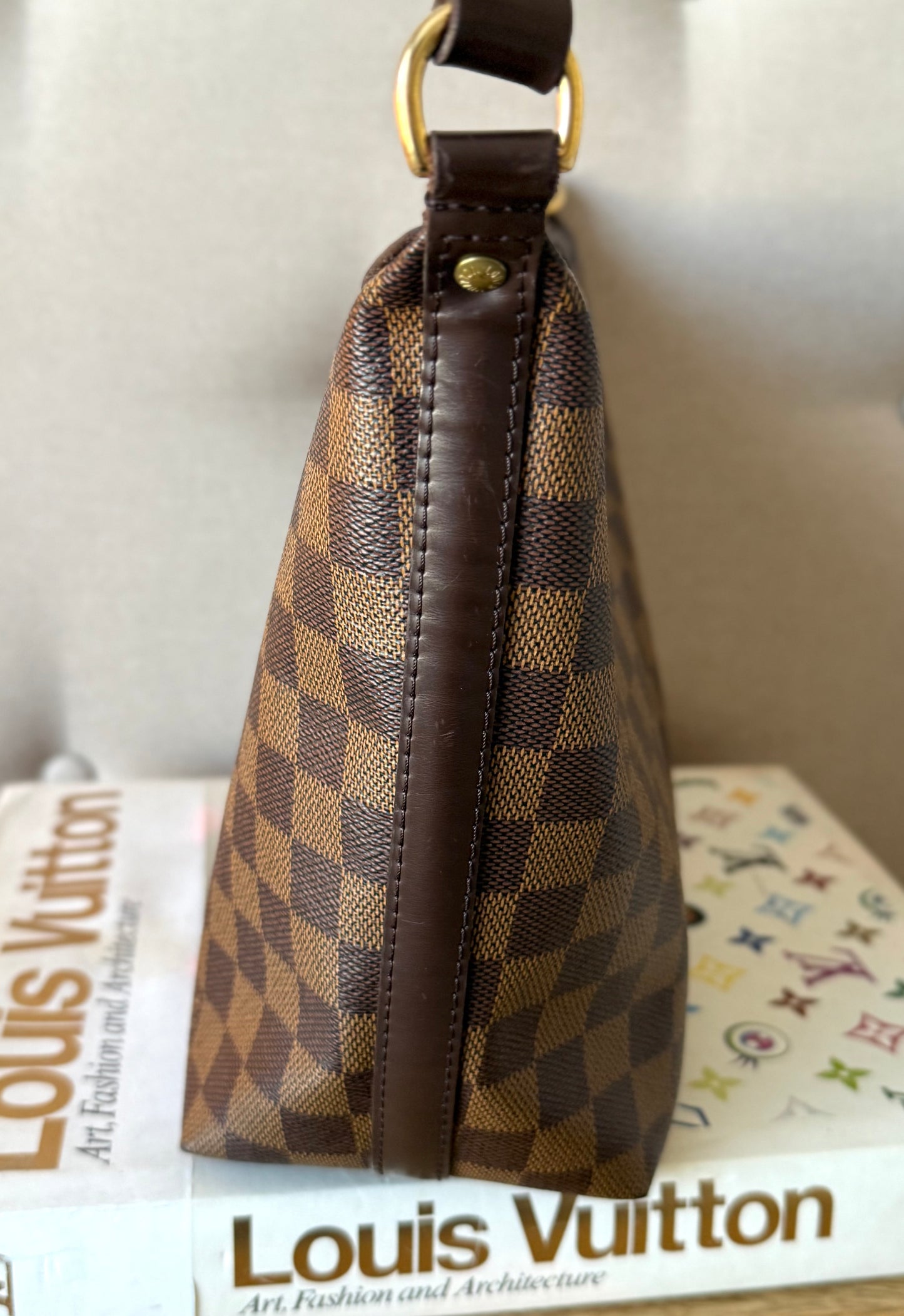 LV Illovo MM Bag