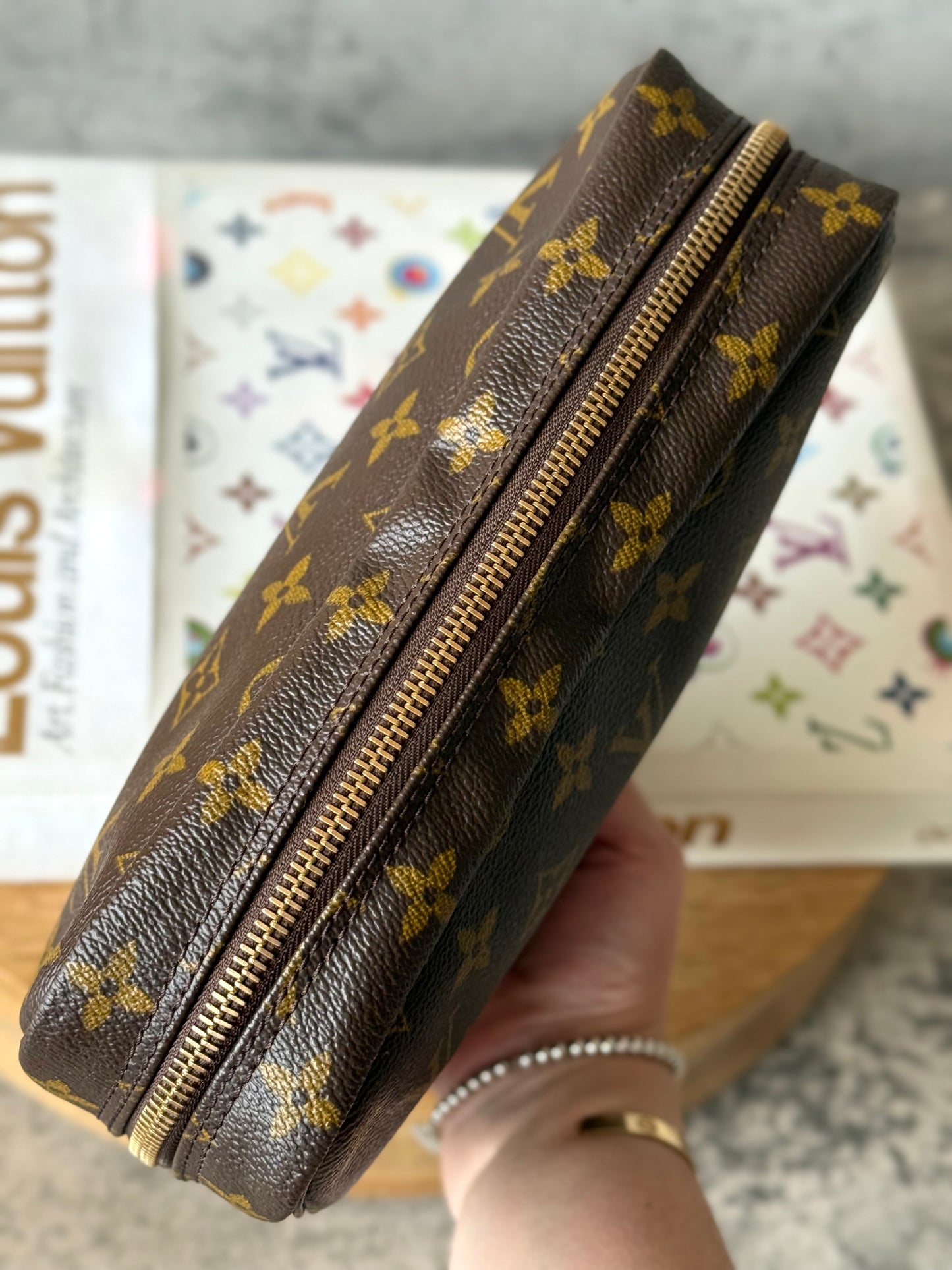 LV Trousse 23 (Newer Model)