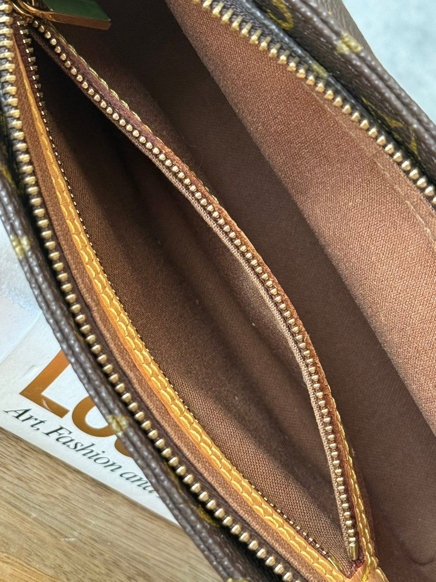 LV Trotteur crossbody