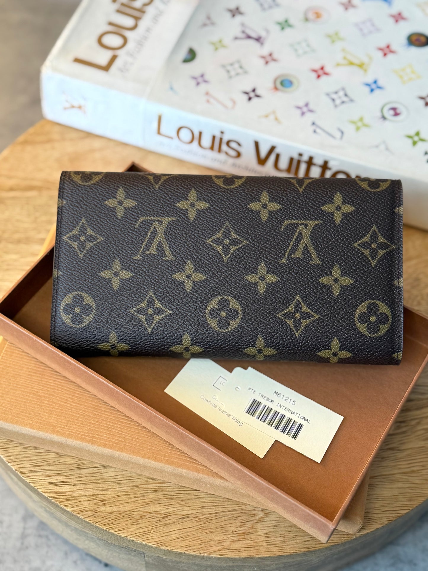 LV International Wallet