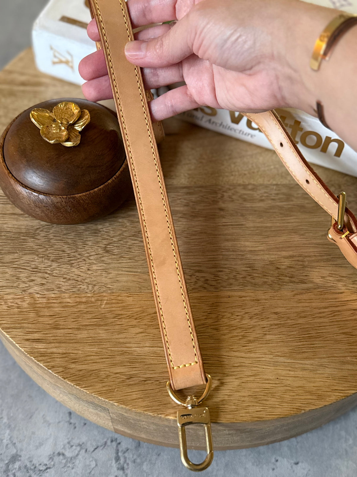 LV Bandouliere Vachetta Strap