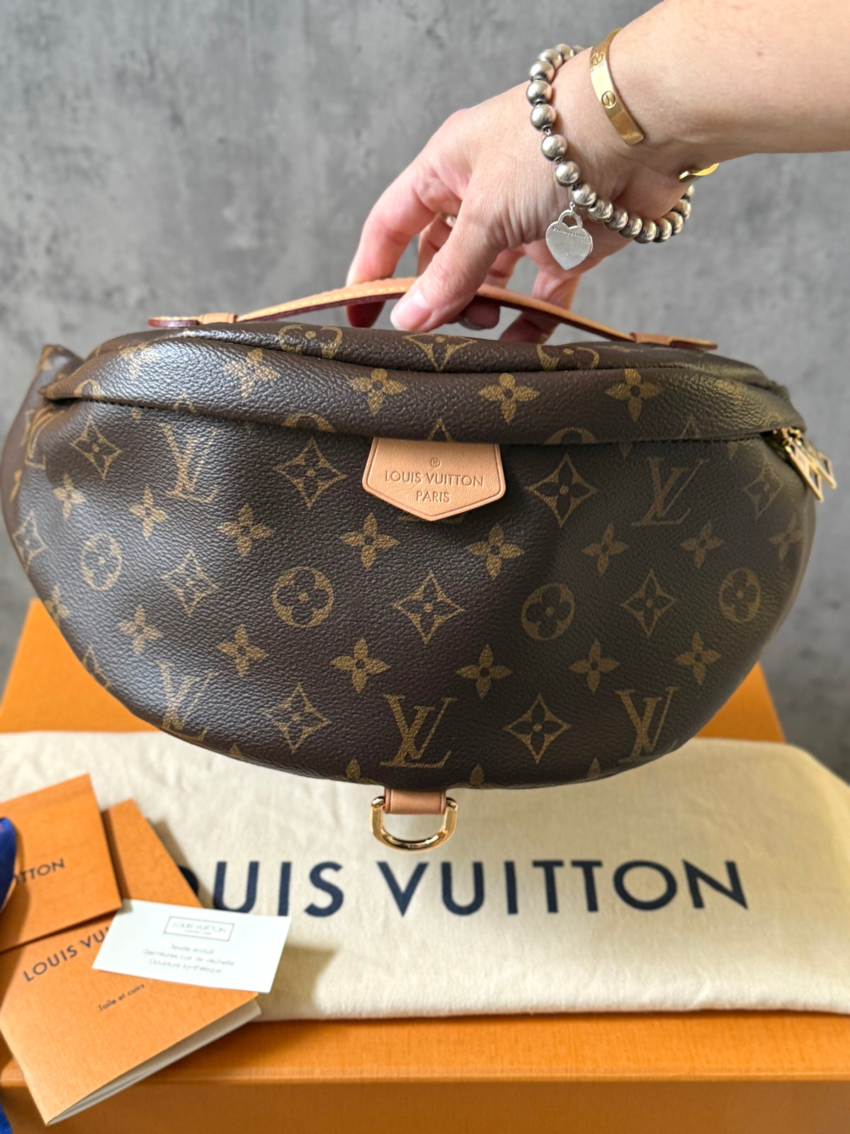 LV Bumbag MM monogram