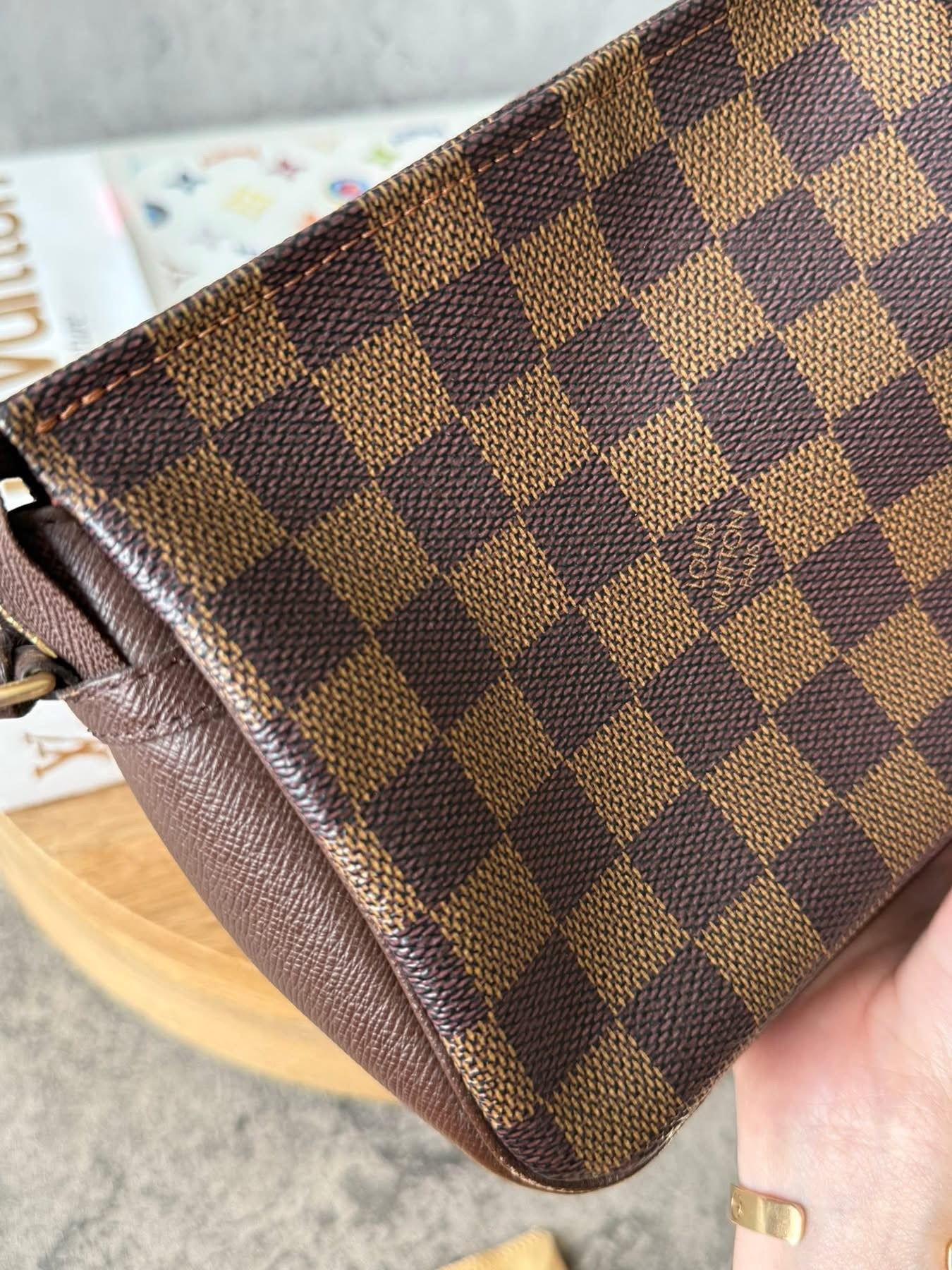 LV Trousse Pouch Damier Ebene