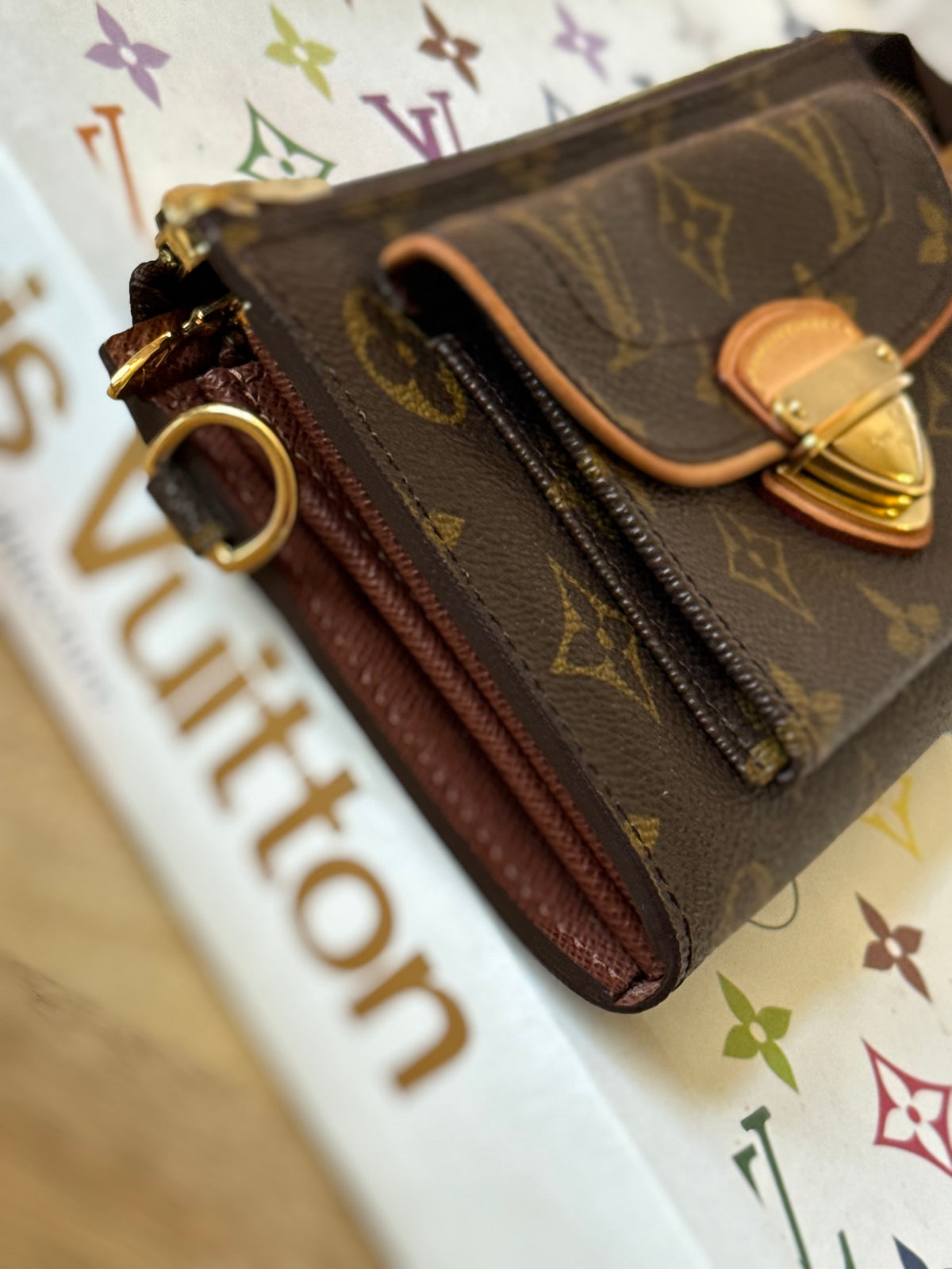 LV Astrid Wallet Clutch