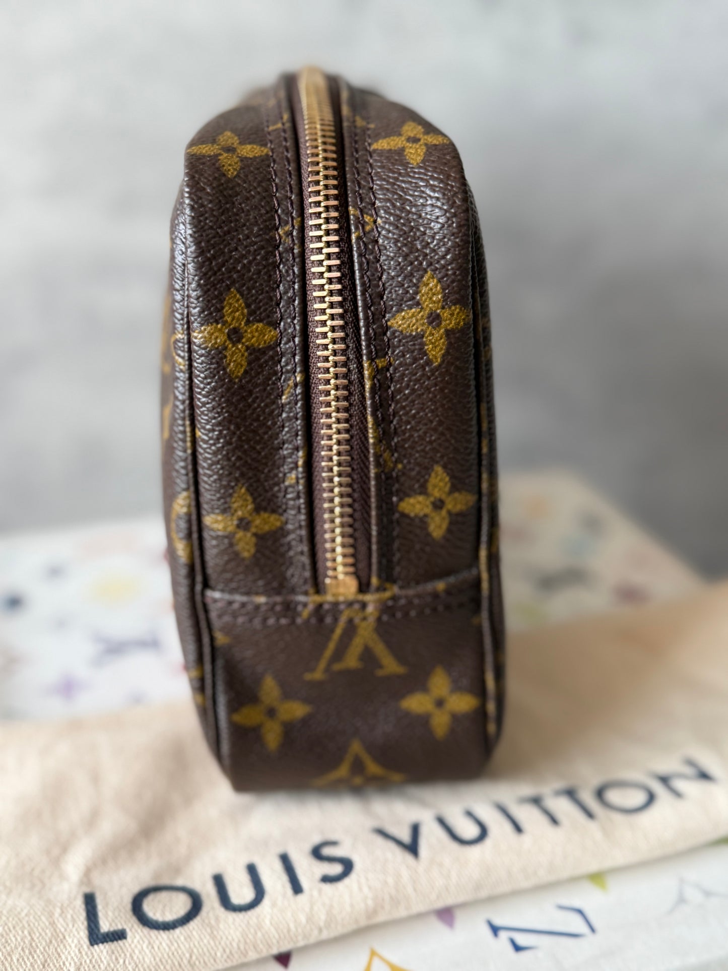 LV Trousse 23 (Newer Model)