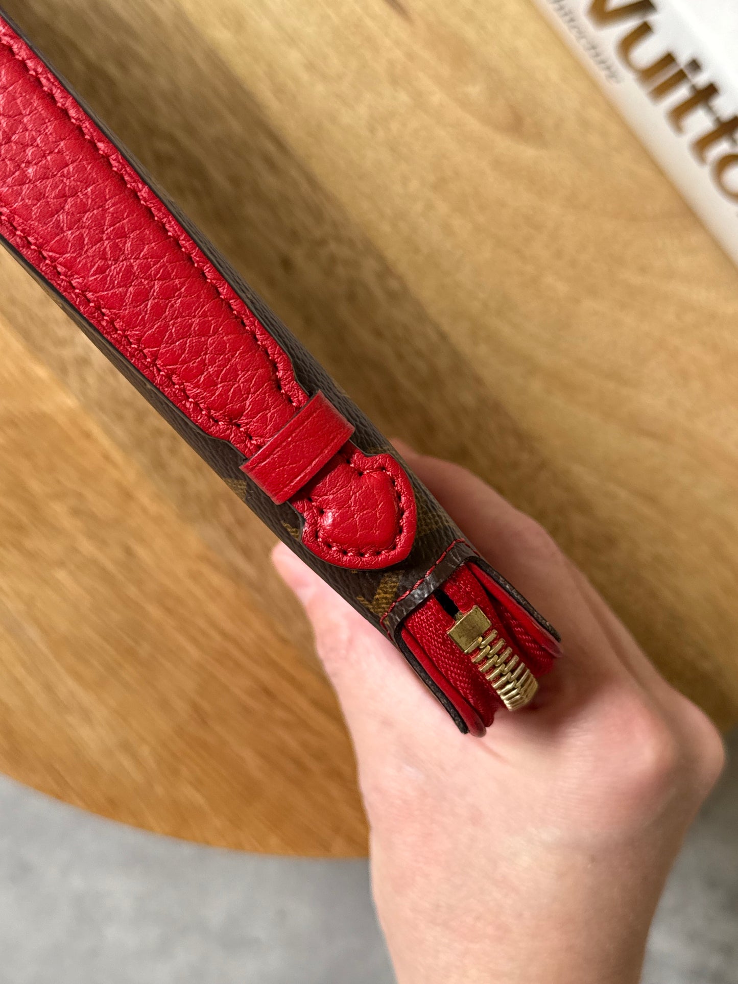 LV Daily Organizer Cerise wallet