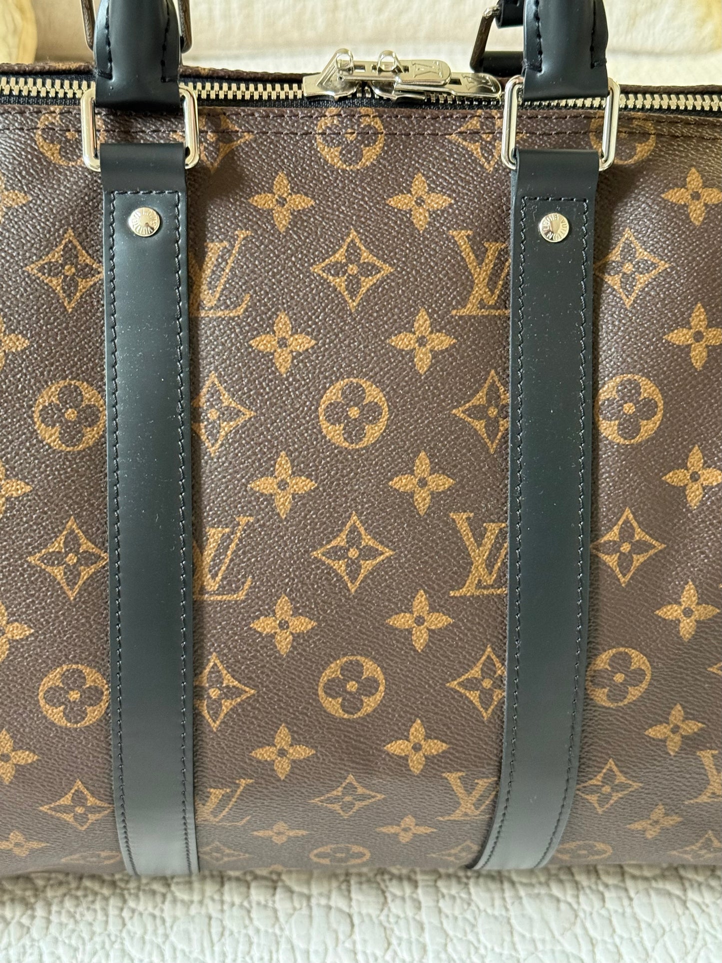 LV Keepall B 45 Macassar