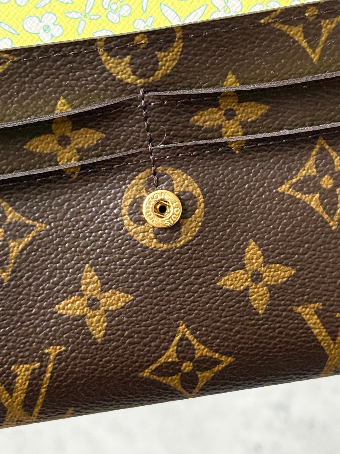 LV Sarah Wallet Fleuri